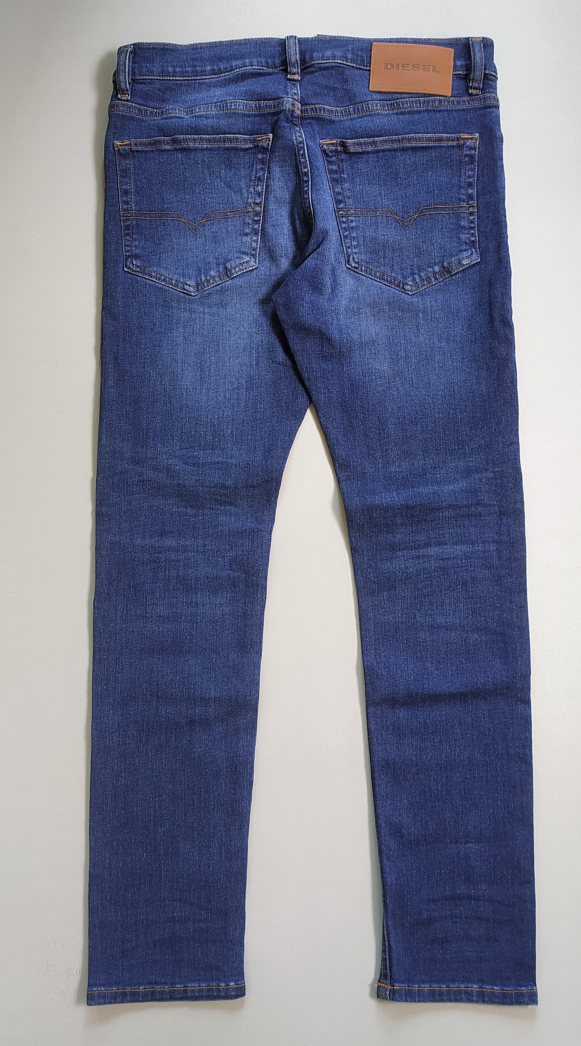 Diesel Diesel D-LUSTER-OGDAN Men's Jeans Free Shipping T/ 9835 Size US 30 / EU 46 - 4 Thumbnail