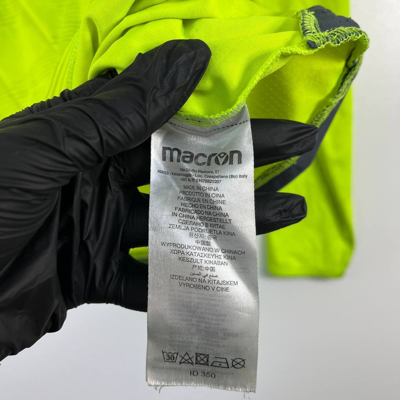 Macron Grimsby Town Goalkeeper Shirt Football Jersey Macron Sz S Size US S / EU 44-46 / 1 - 4 Thumbnail