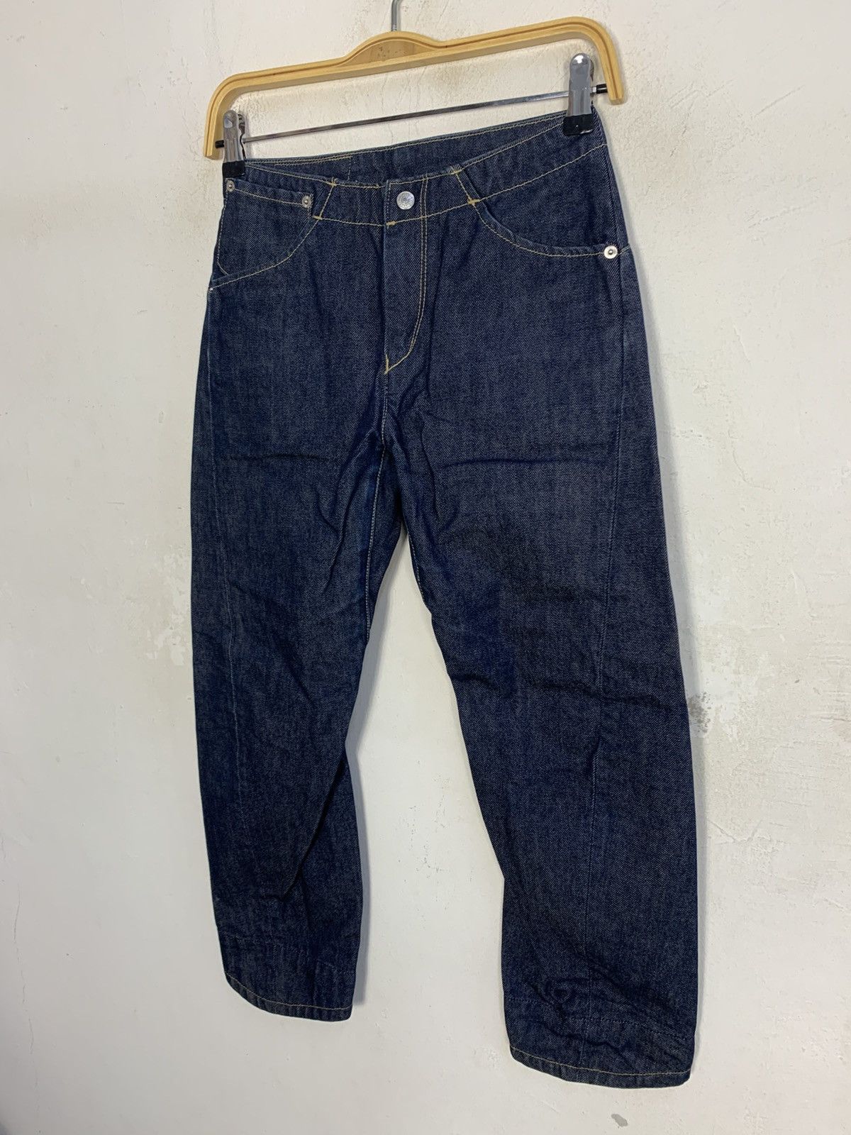 Levi's Hype Levis Engineered High Waisted Twisted Leg Indigo Denim Size 26" / US 2 / IT 38 - 4 Thumbnail