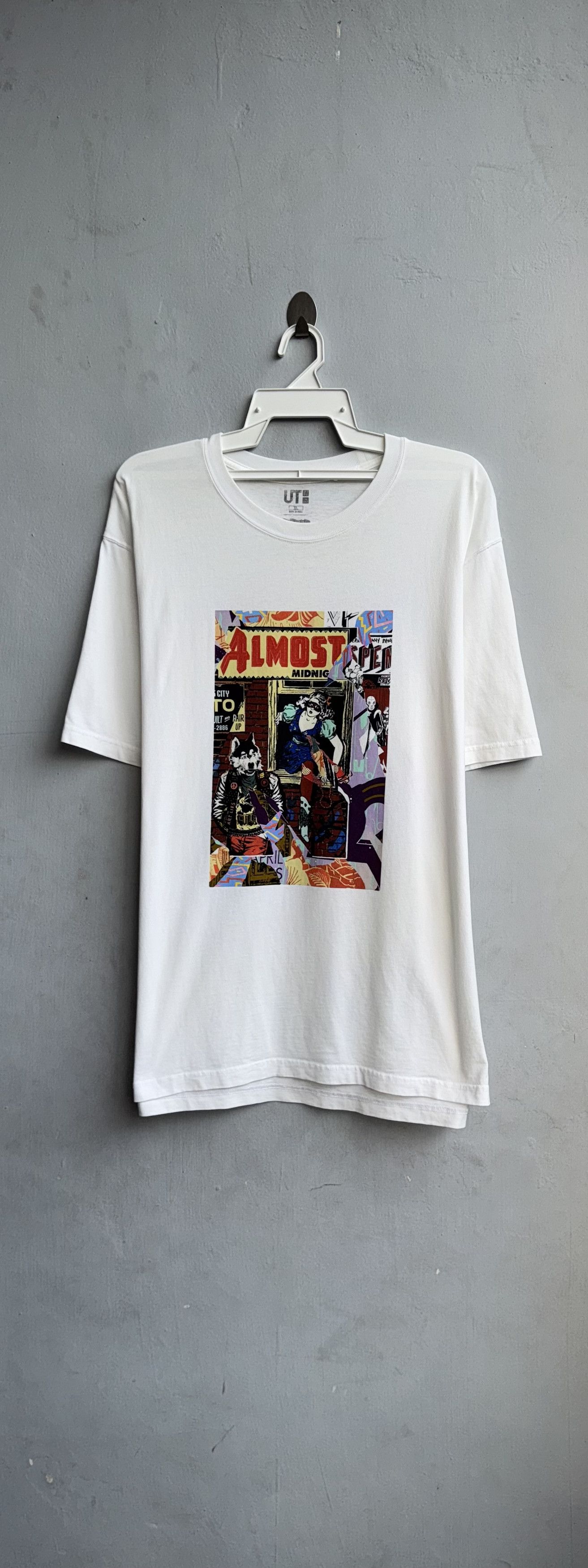 Uniqlo Urban Walls Faile Uniqlo Shirt Size US XL / EU 56 / 4 - 1 Thumbnail