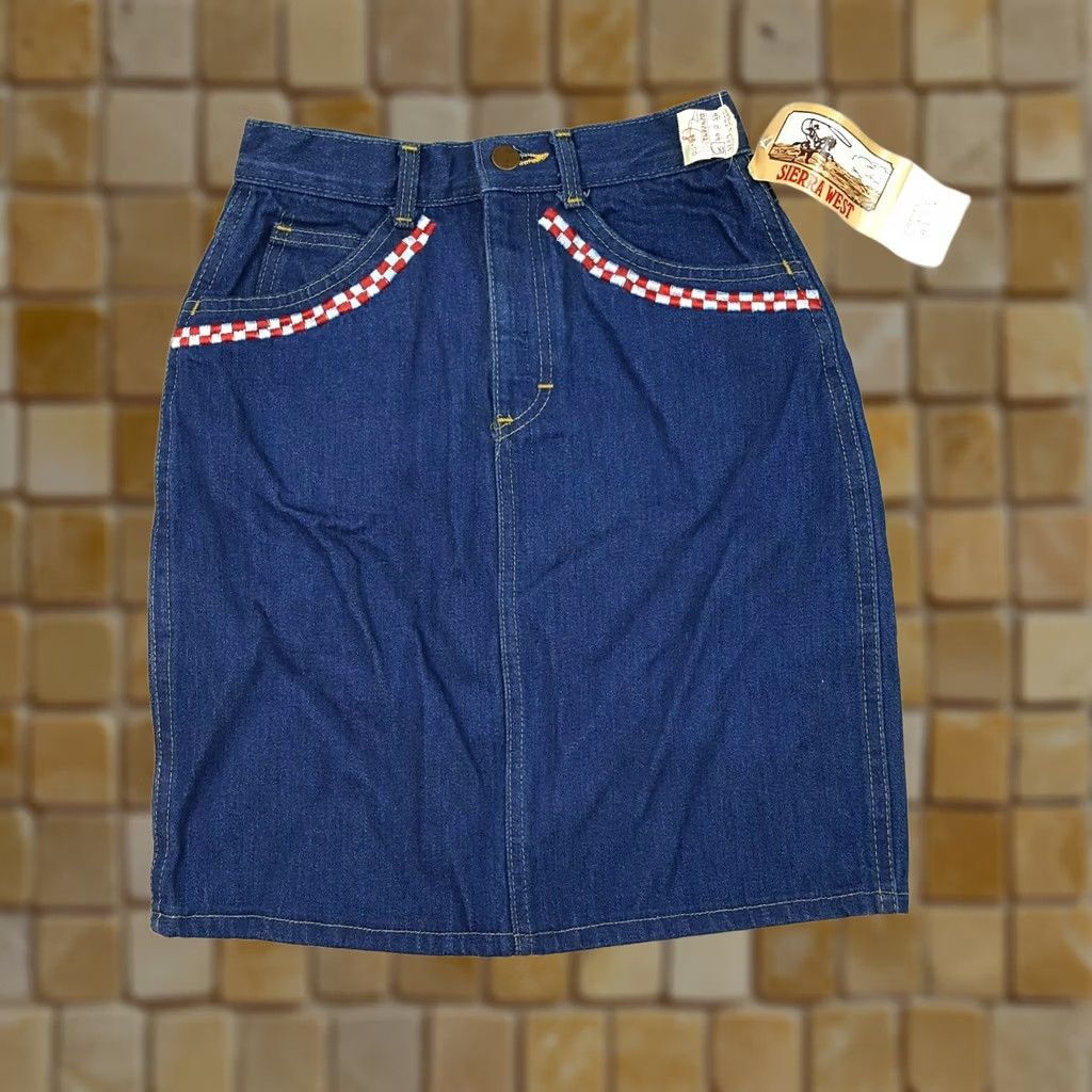 Vintage VINTAGE Sierra West Denim Western Pencil Skirt High Waist 3 Blue Womens 80s Southwestern Halloween? Size 26" / US 2 / IT 38 - 1 Thumbnail