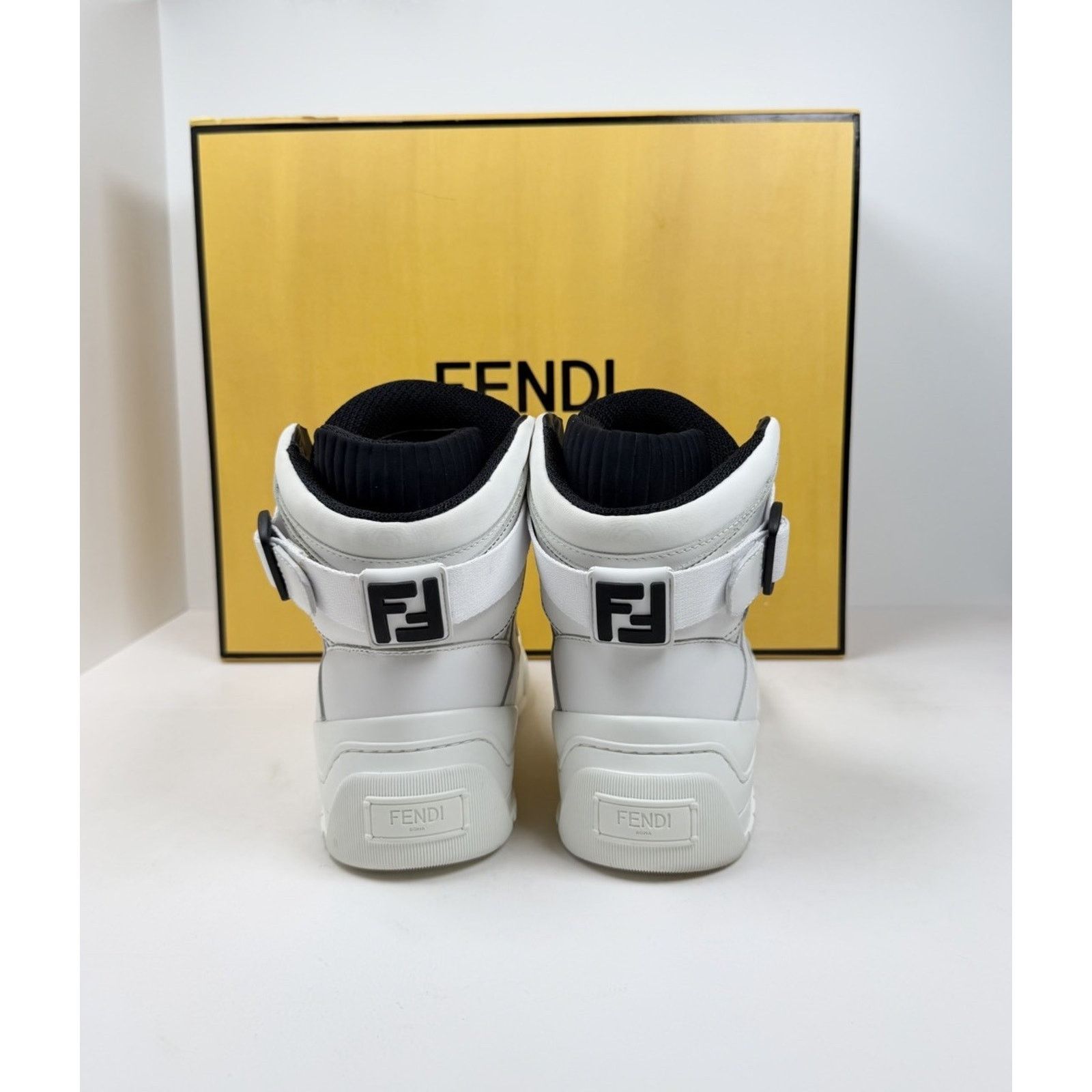 Fendi Size 8UK/9US - Fendi Vitello Logo Leather High Top Size US 9 / EU 42 - 4 Thumbnail