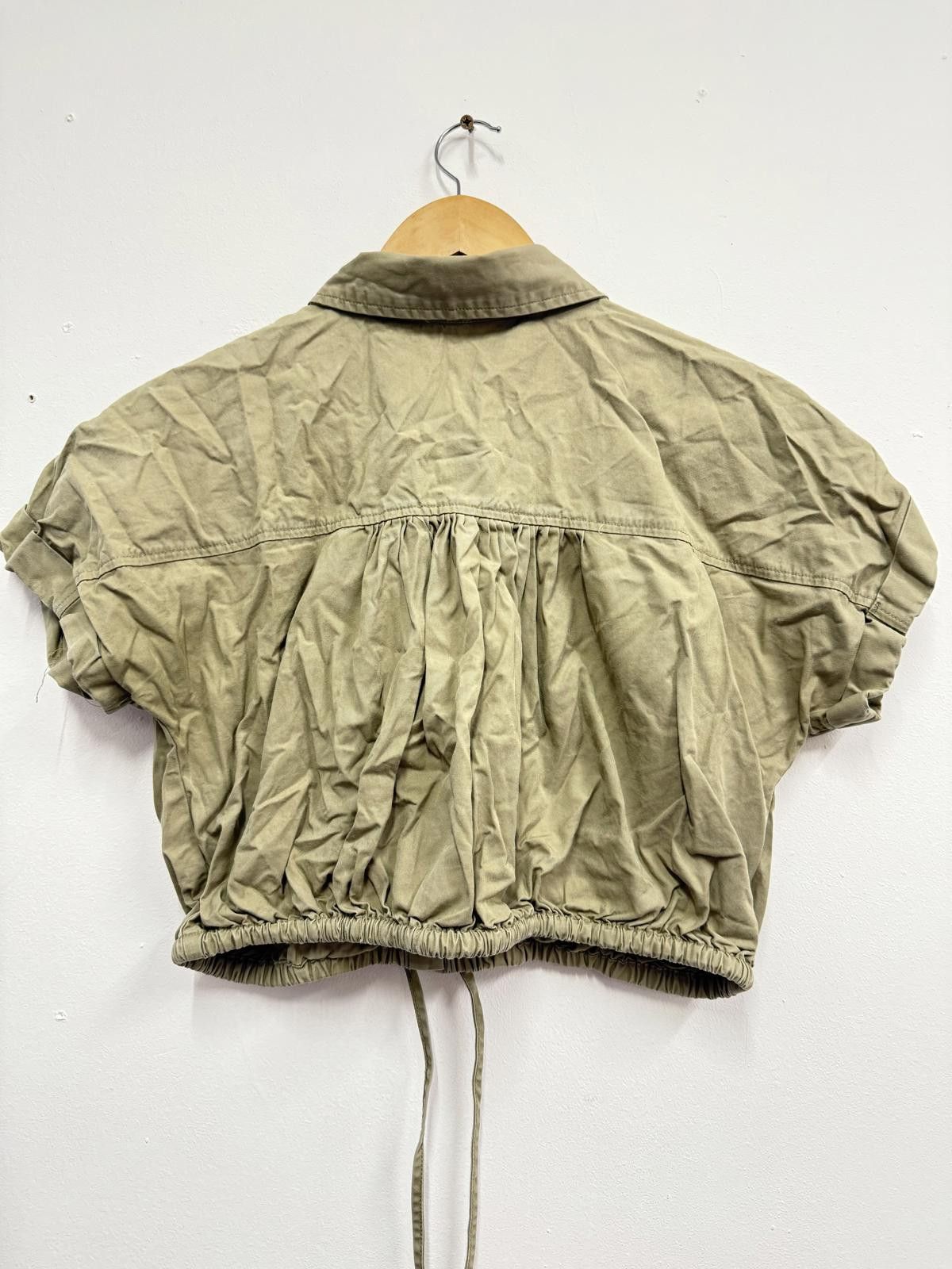 Other MNG Beige Short Sleeve Button-Up Crop Top Size S / US 4 / IT 40 - 2 Thumbnail