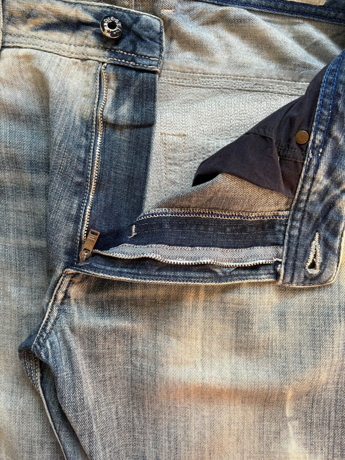 Diesel Vintage Diesel Krooley Bleached Distressed Jeans Size US 31 - 10 Thumbnail
