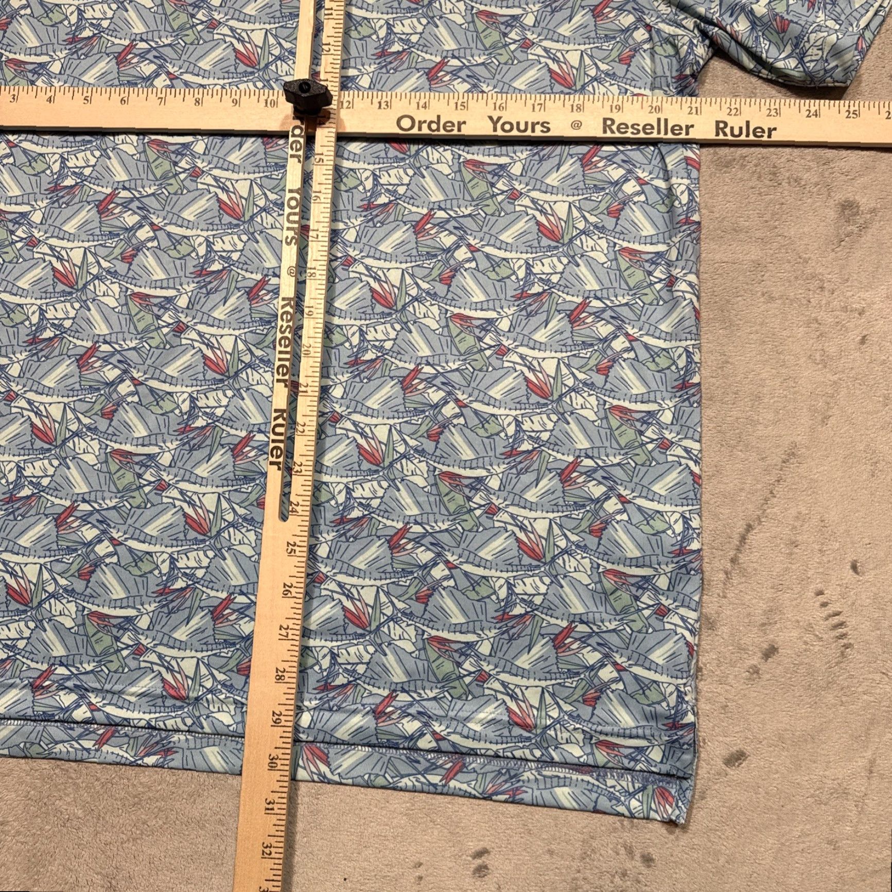 Vineyard Vines Vineyard Vines Polo Mens Medium Blue Geometric Floral Golf Preppy Fish Performance Size US M / EU 48-50 / 2 - 5 Thumbnail