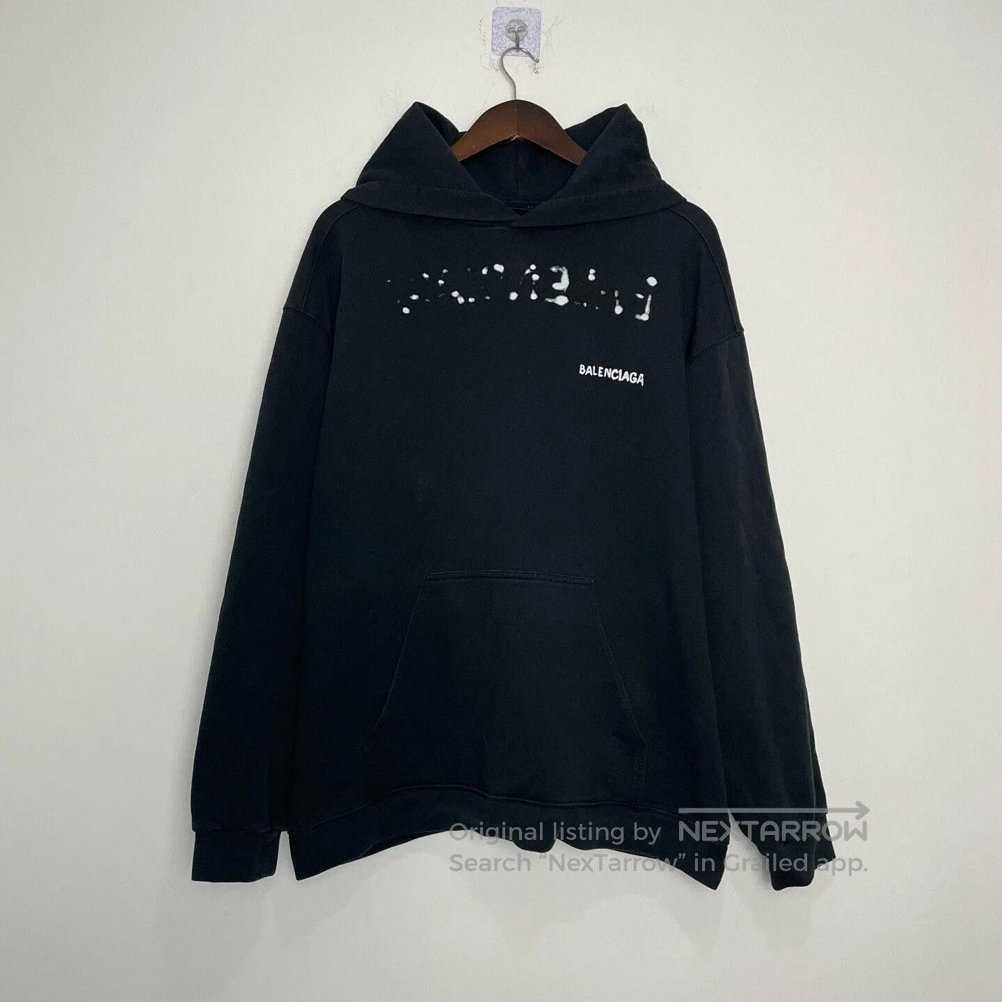 Balenciaga black balenciaga logo hoodie with large size. Size US XL / EU 56 / 4 - 1 Thumbnail