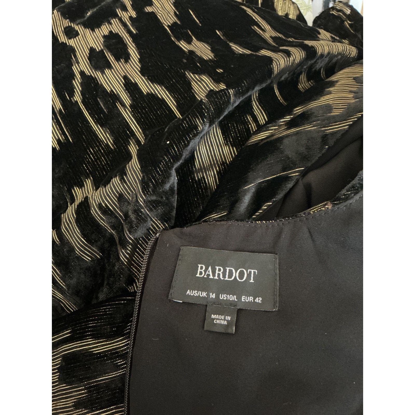 Other BARDOT AERIELA BLACK VELVET GOLD METALLIC WRAP DRESS 10 Size L / US 10 / IT 46 - 7 Thumbnail