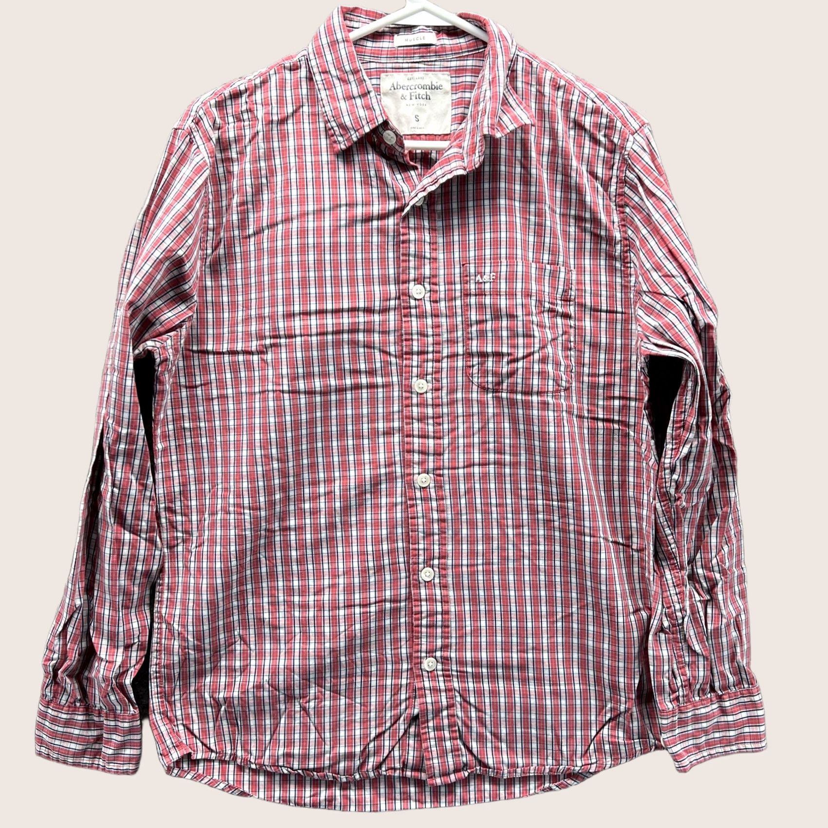 Abercrombie & Fitch Abercrombie & Fitch Shirt Mens Small Red Plaid Long Sleeve Button Up Muscle Size US S / EU 44-46 / 1 - 1 Thumbnail