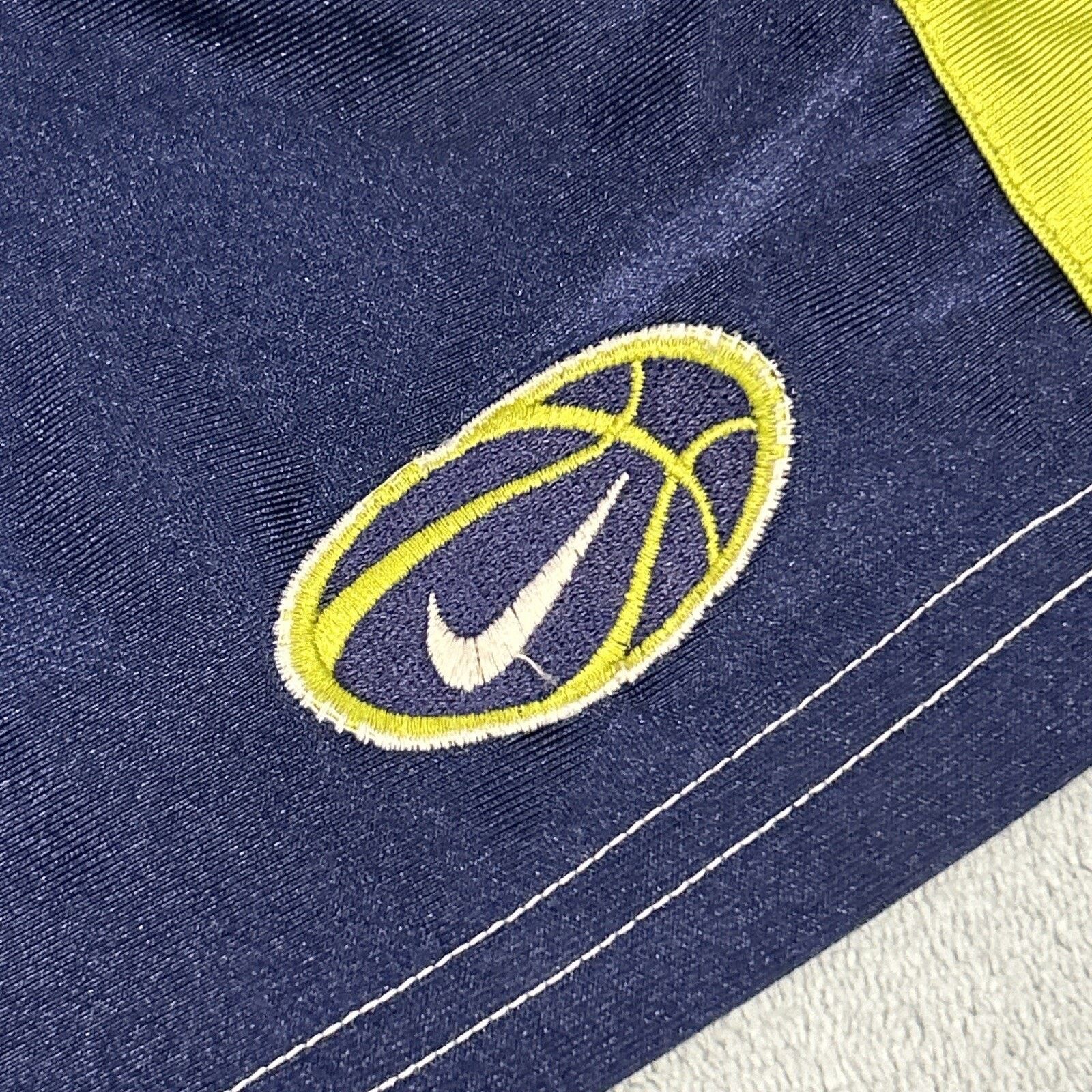 Nike Nike Shinny Dazzle Mesh Shorts Medium 32 Reversible Metalic Size US 32 / EU 48 - 5 Thumbnail