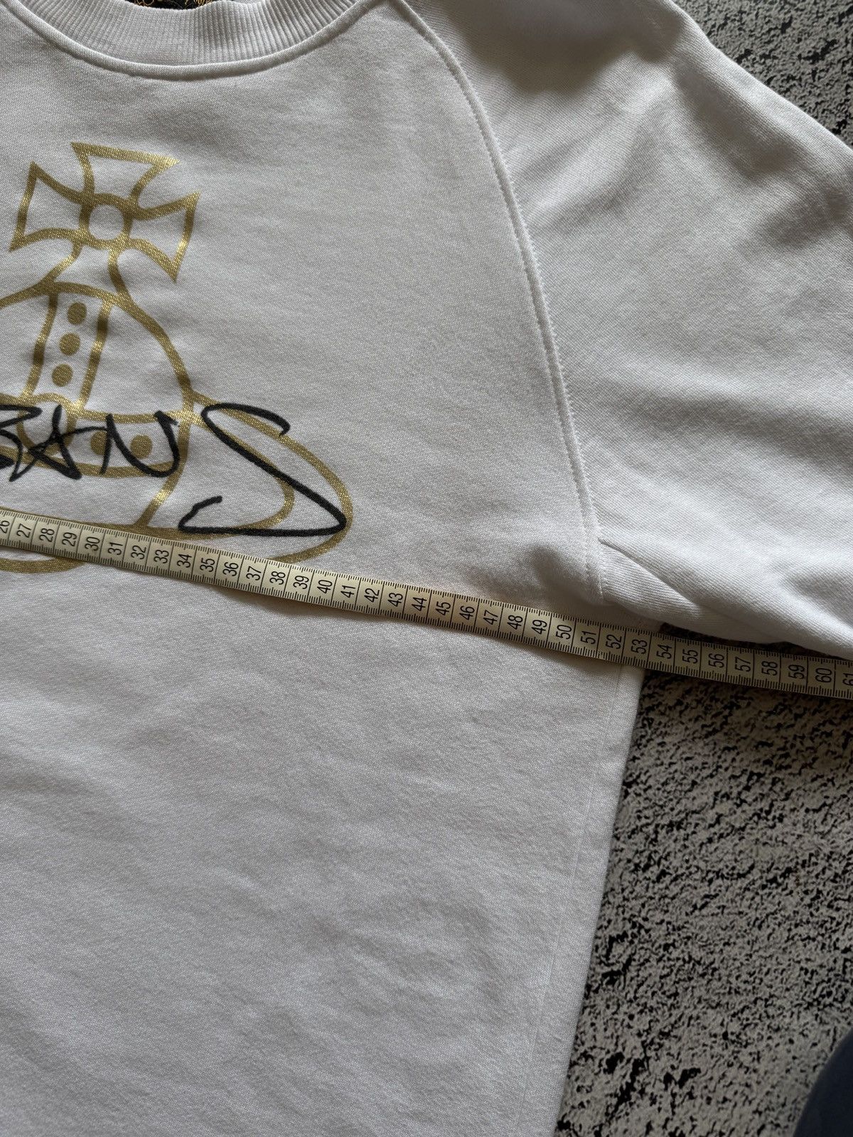 Vivienne Westwood Vivienne Westwood Vintage White Centre Logo Sweatshirt Size US S / EU 44-46 / 1 - 16 Thumbnail