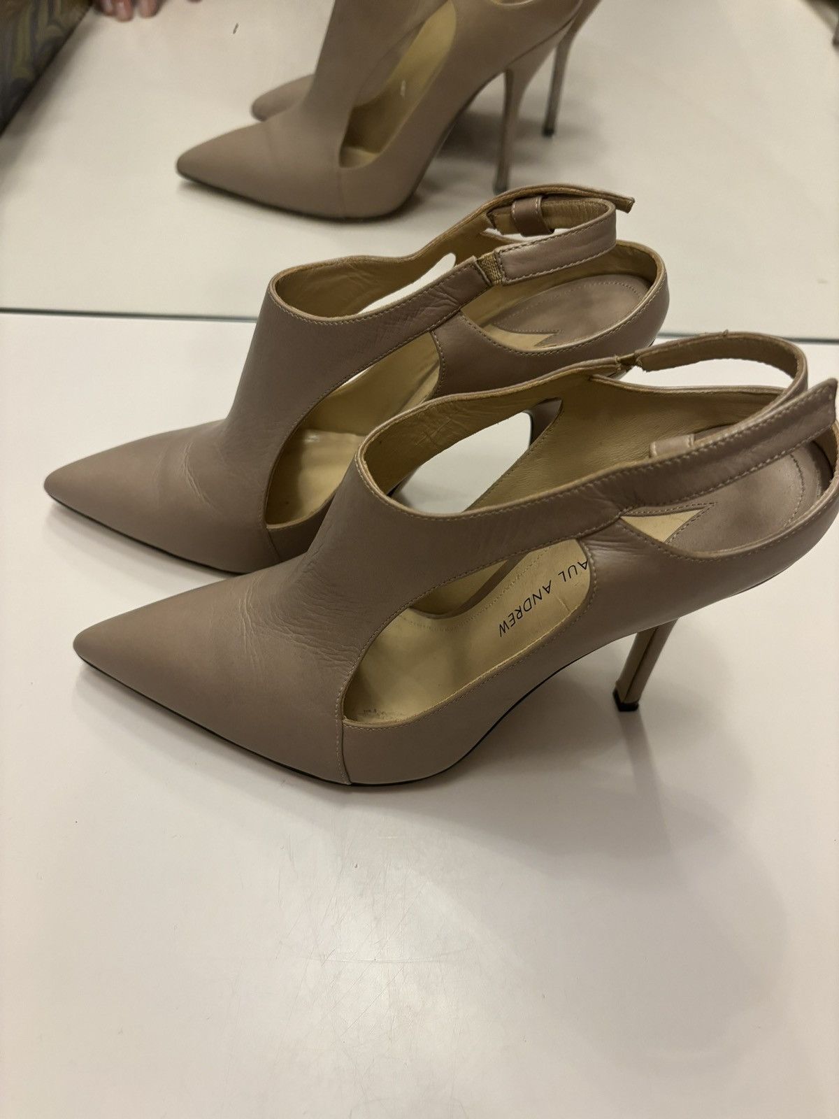 Paul Andrew Paul Andrew beige leather heels Size US 8 / IT 38 - 2 Thumbnail
