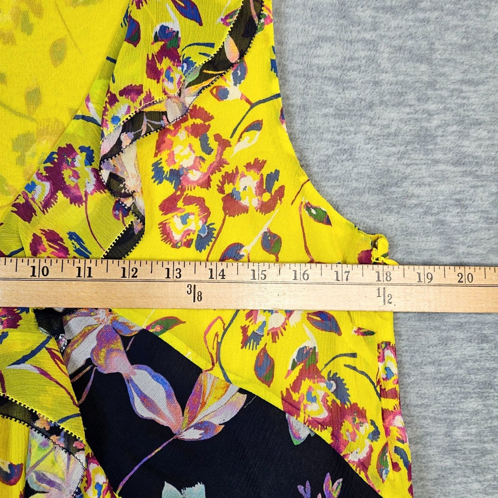 Vintage TANYA TAYLOR Women's Yellow Floral Printed Silk Blouse V-Neck Ruffle Sz 8 Size M / US 6-8 / IT 42-44 - 6 Thumbnail