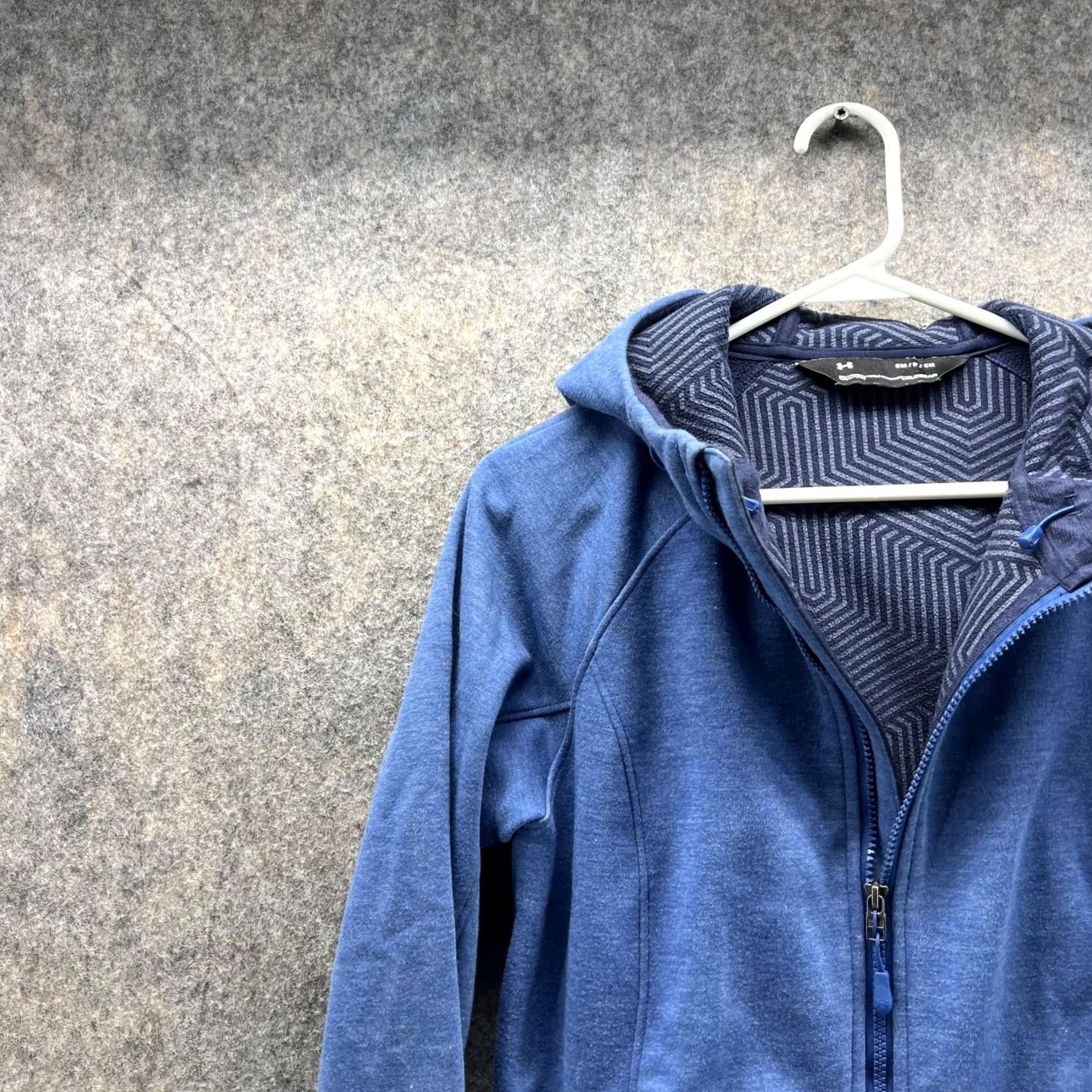Under Armour VINTAGE Under Armour Sweater Shirt Womens Small Full Zip Hooded Fleece Logo Blue Size S / US 4 / IT 40 - 3 Thumbnail