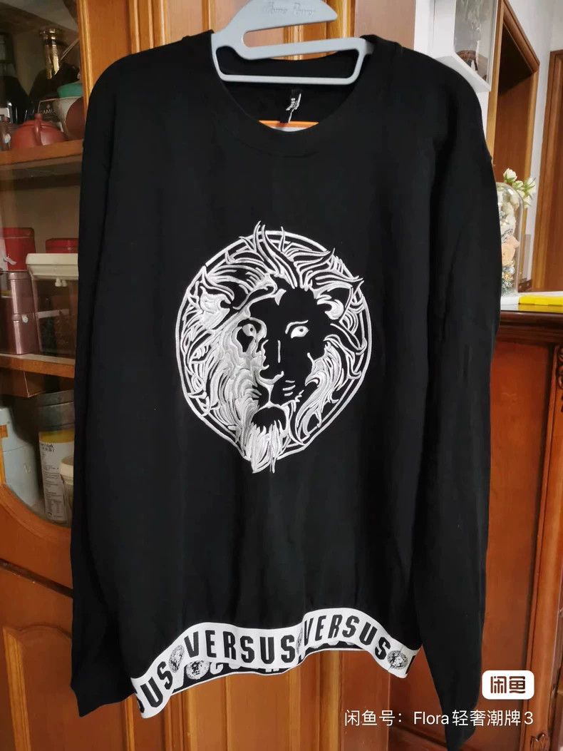 Versace Versace Black crew neck sweater Size US XL / EU 56 / 4 - 1 Thumbnail