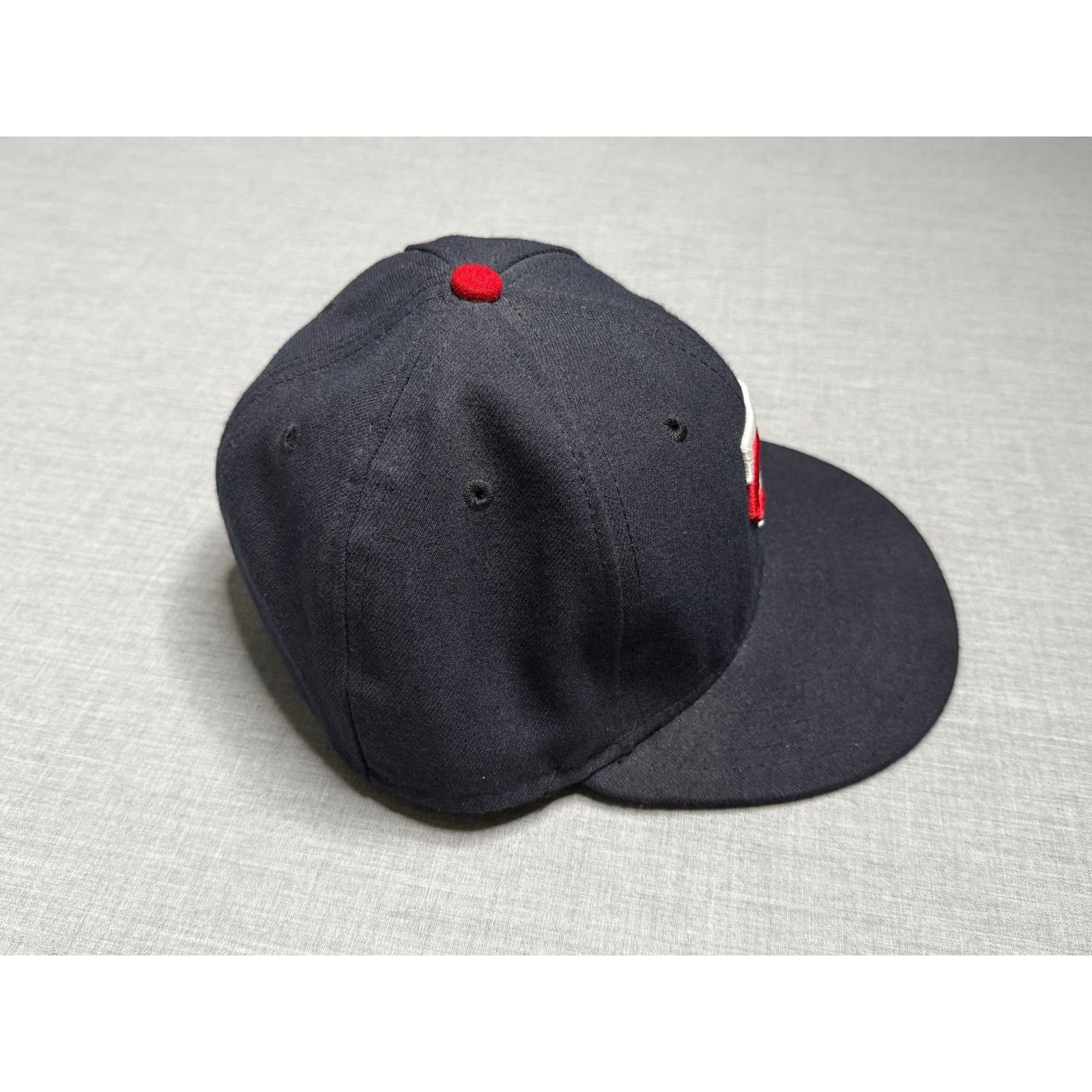 MLB × New Era Minnesota Twins New Era 59Fifty Fitted Baseball Cap 7 1/8 Size ONE SIZE - 3 Thumbnail