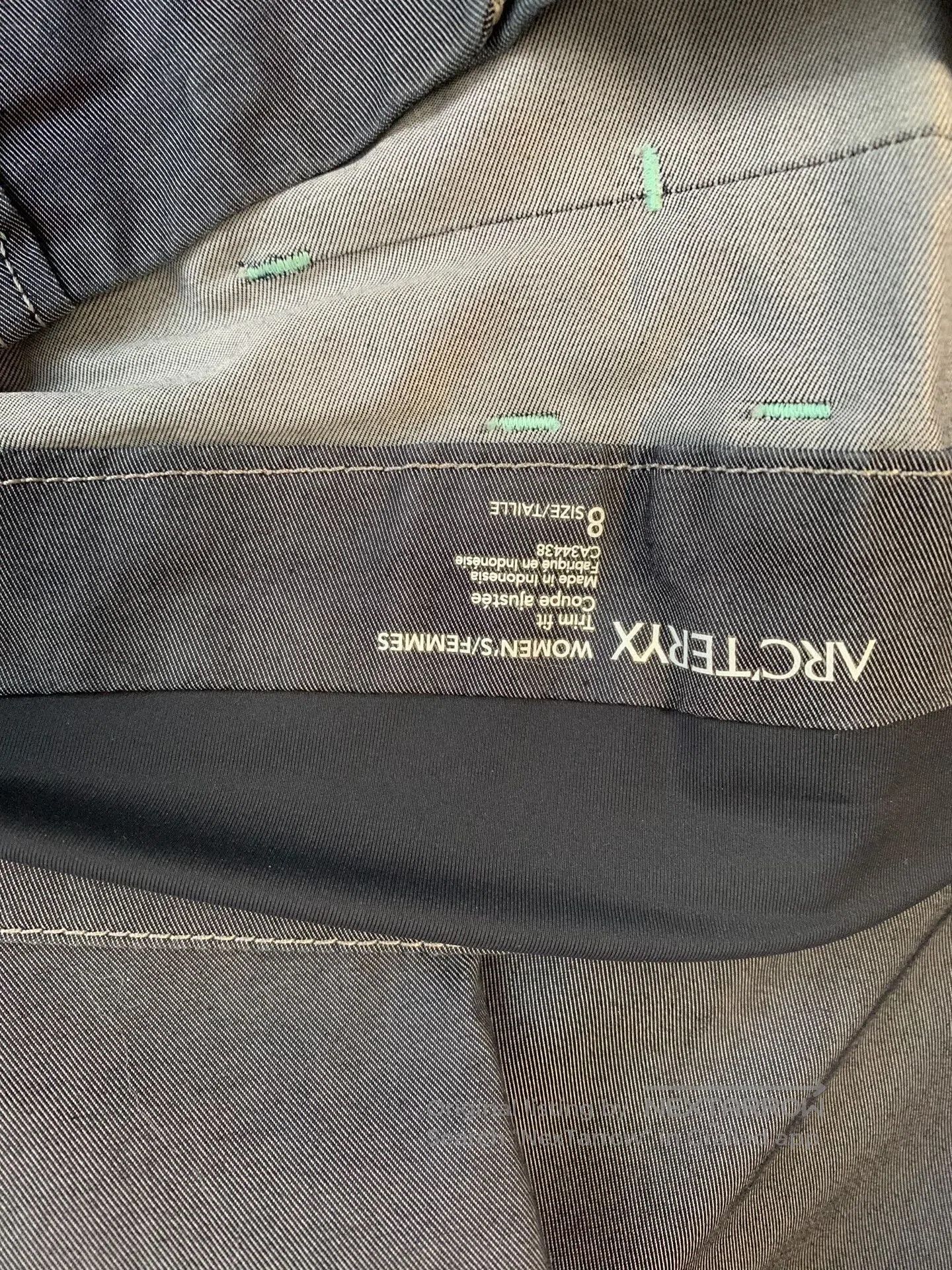 Arc'teryx ARC'TERYX Women's Cargo Pants 13714. Size 28" / US 6 / IT 42 - 2 Thumbnail