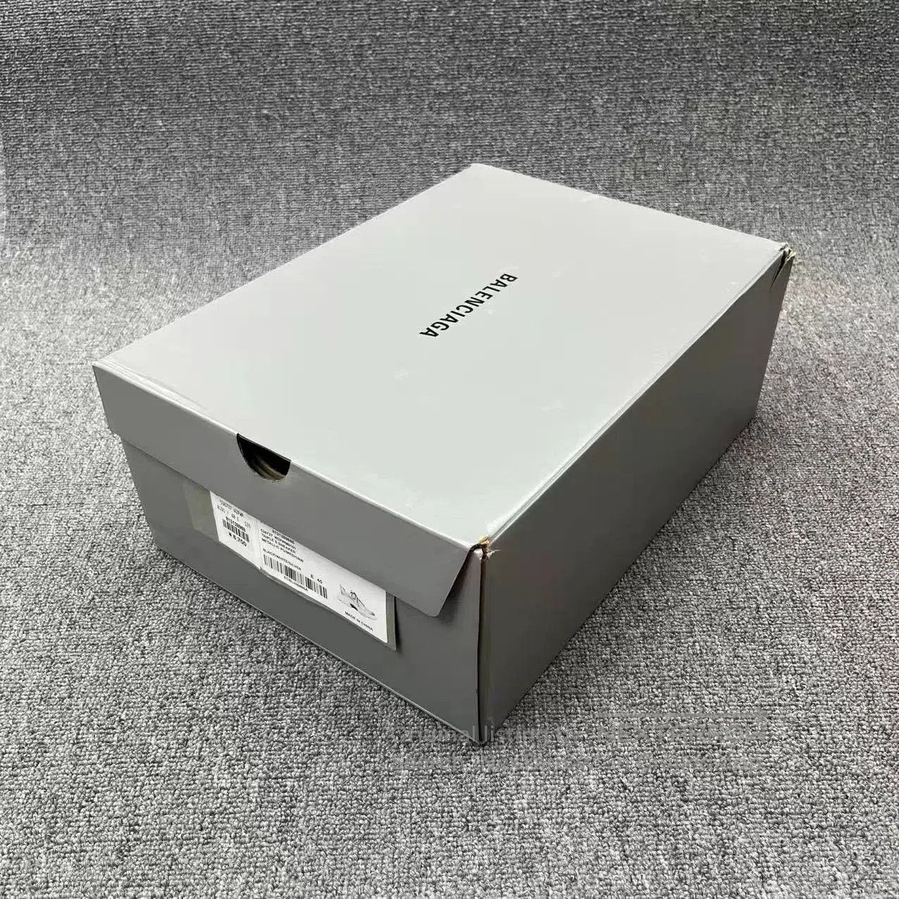 Balenciaga Balenciaga Triple S Silver Mirror Dad Sneakers. Size US 7.5 / EU 40-41 - 5 Thumbnail