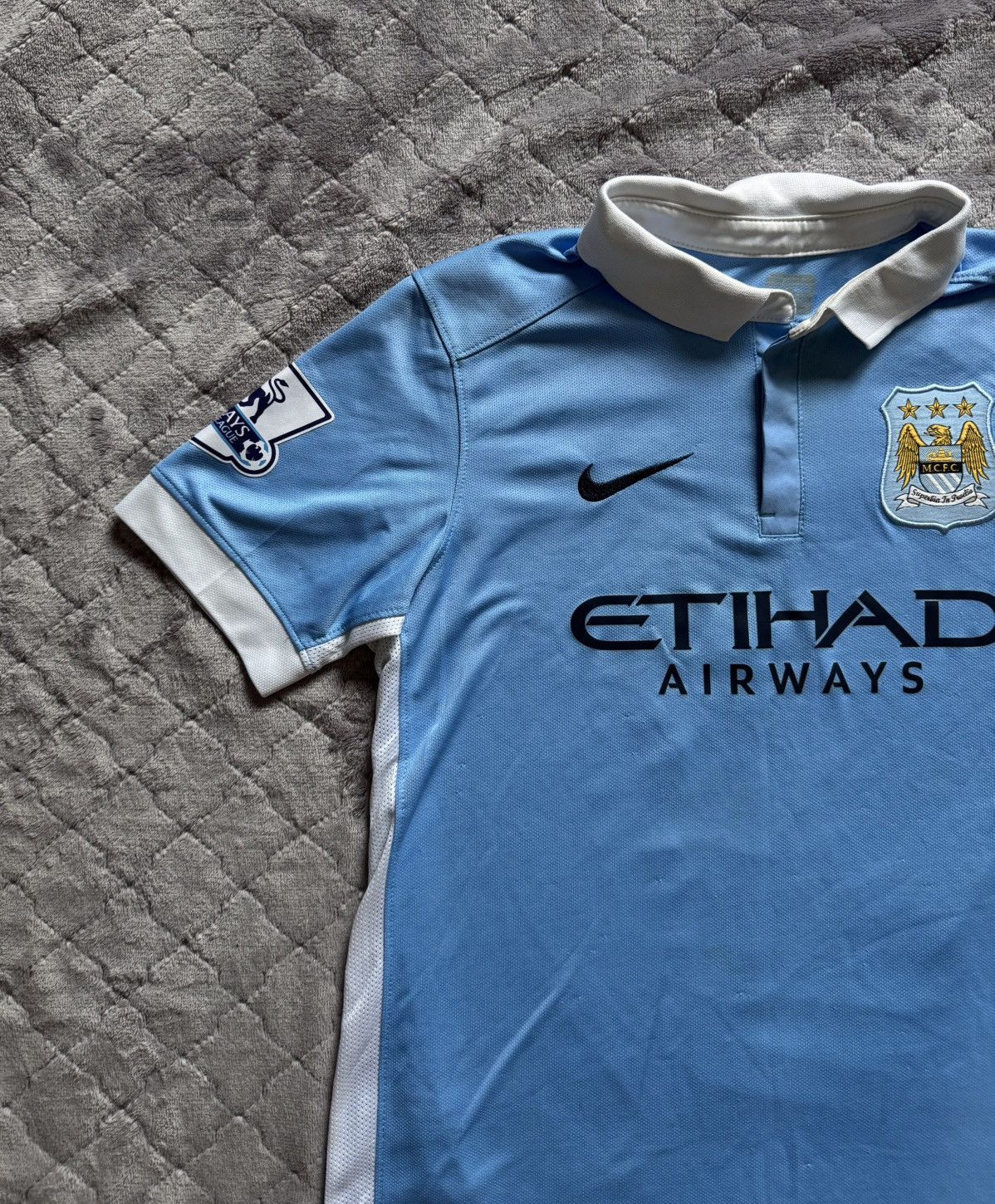 Vintage Vintage Nike Manchester City 2013/14 Home Jersey Size US XS / EU 42 / 0 - 3 Thumbnail