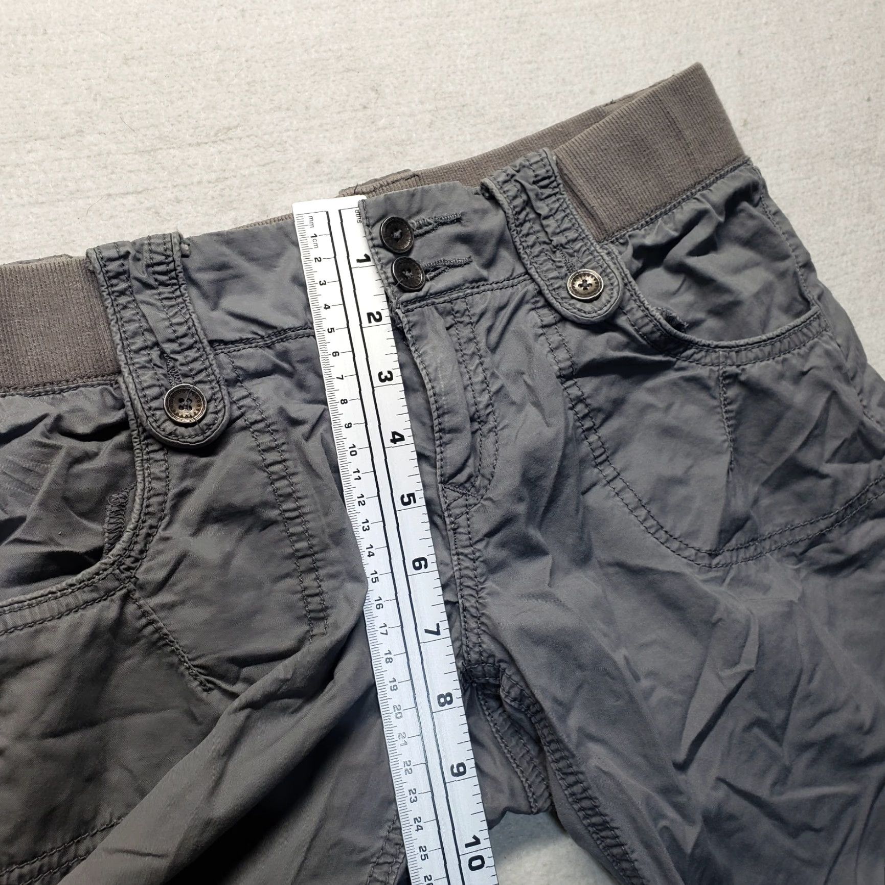 Vintage Maurices Weekender Crop Pants Gray Light Weight Pull On S Women Adult Regular Elastic Waist Pockets Flat Front Highly Comfortable Casual Travel 90s? Size 28" / US 6 / IT 42 - 5 Thumbnail