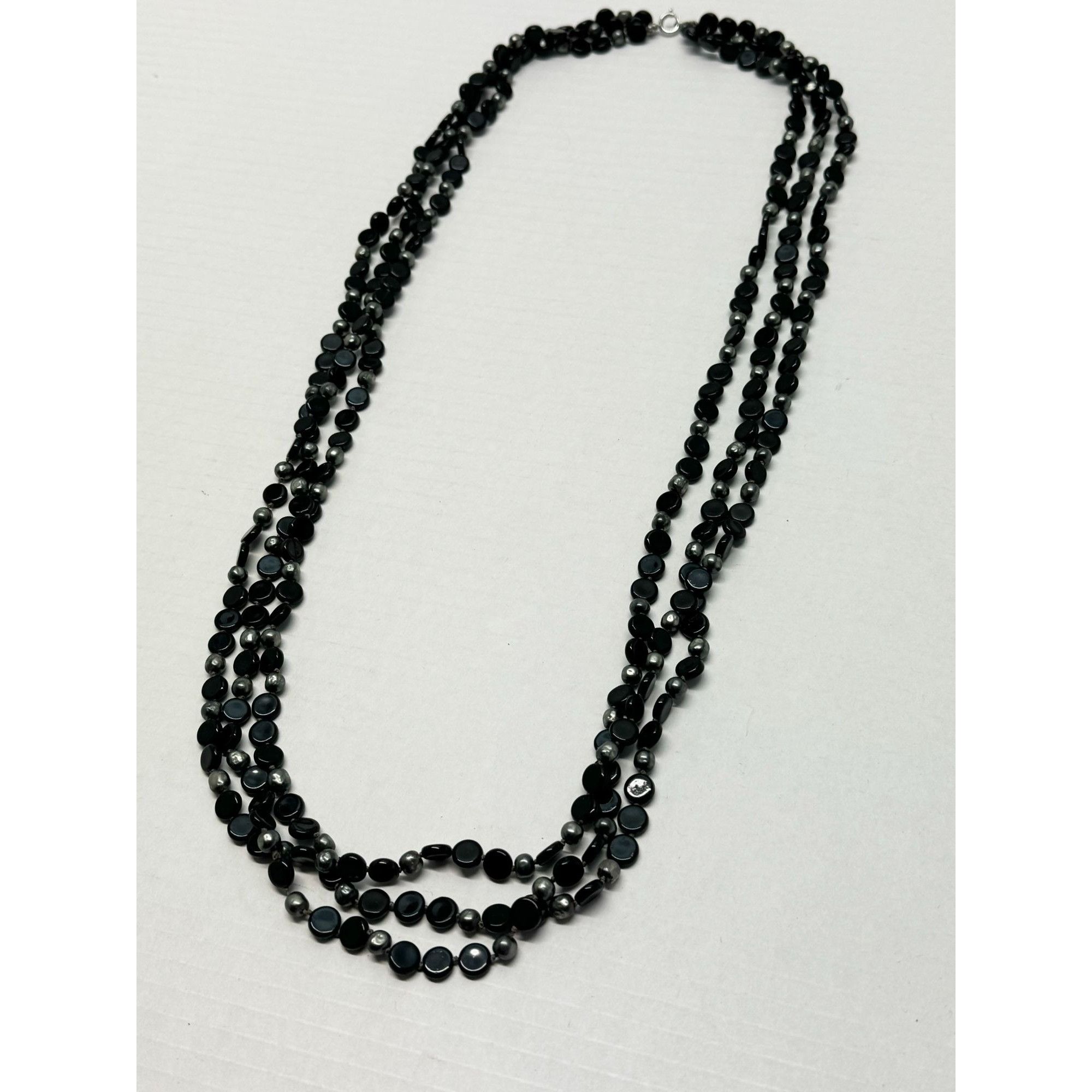 Vintage Vintage black multi strand glass beaded necklace Size ONE SIZE - 2 Thumbnail