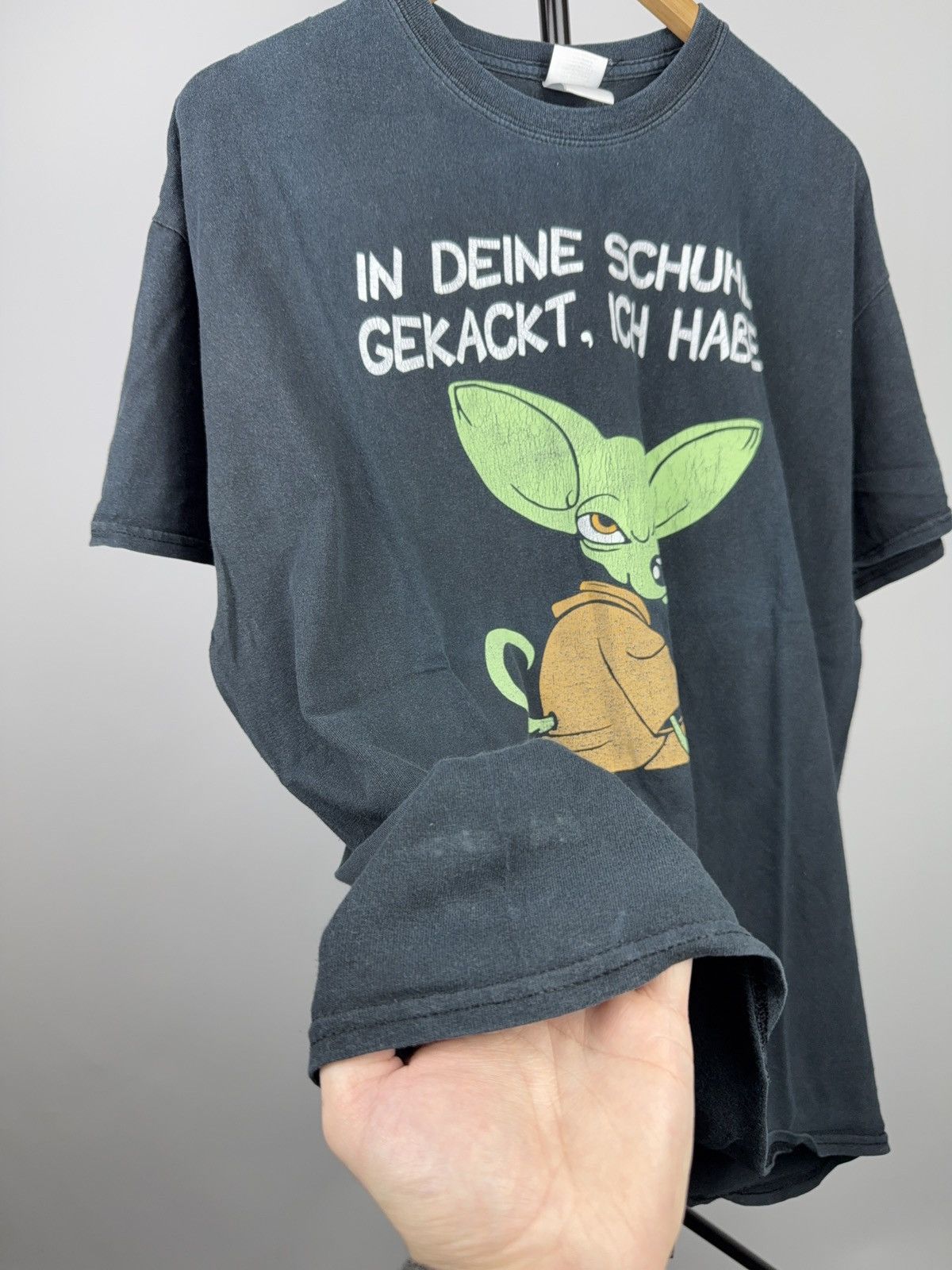 Vintage 00s Funny Baby Yoda German Meme Graphic Tee Star Wars Style Size US XL / EU 56 / 4 - 3 Thumbnail