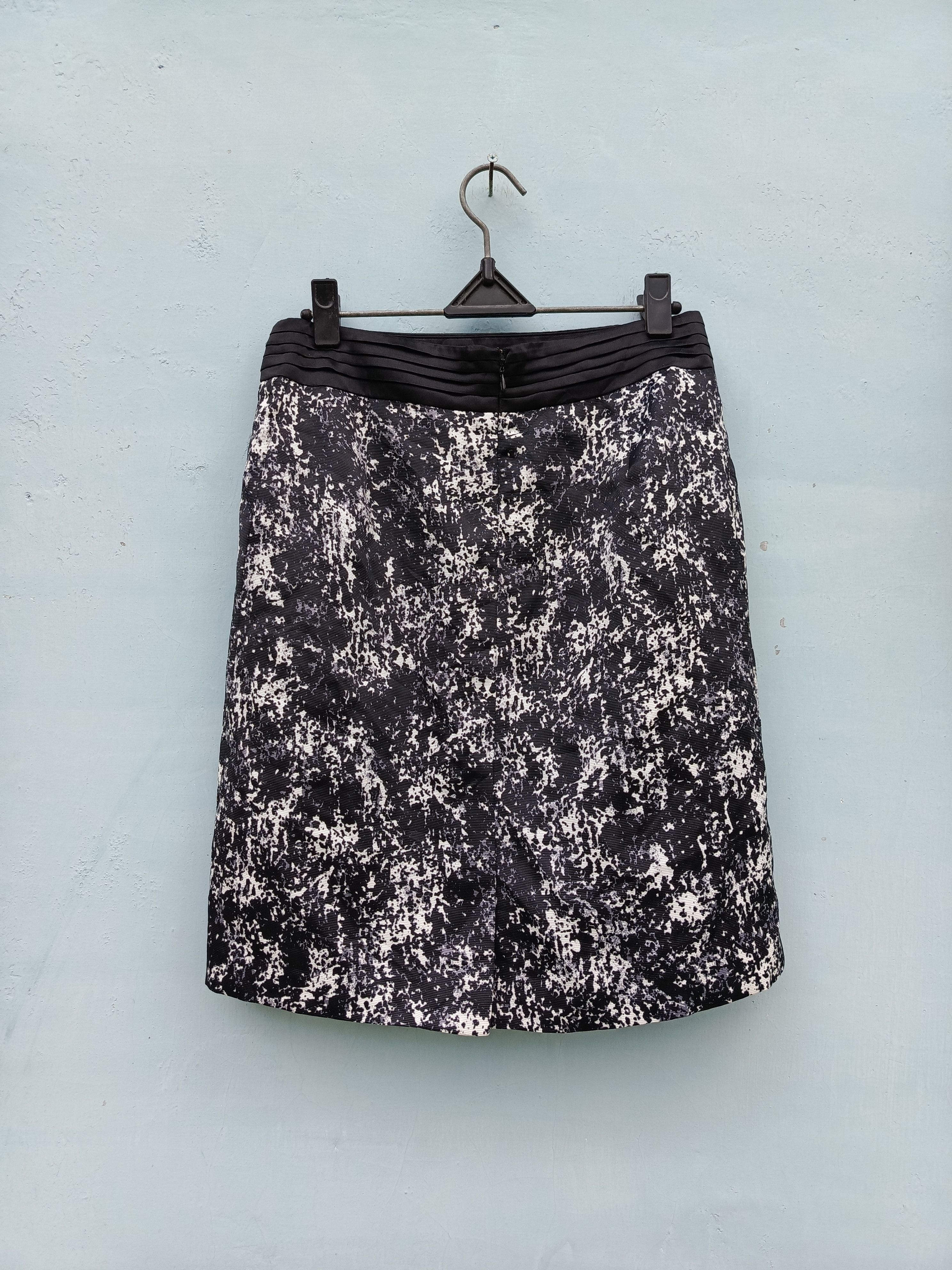 Designer × Japanese Brand Arnaldo bassini pattern skirt Size 30" / US 8 / IT 44 - 4 Thumbnail