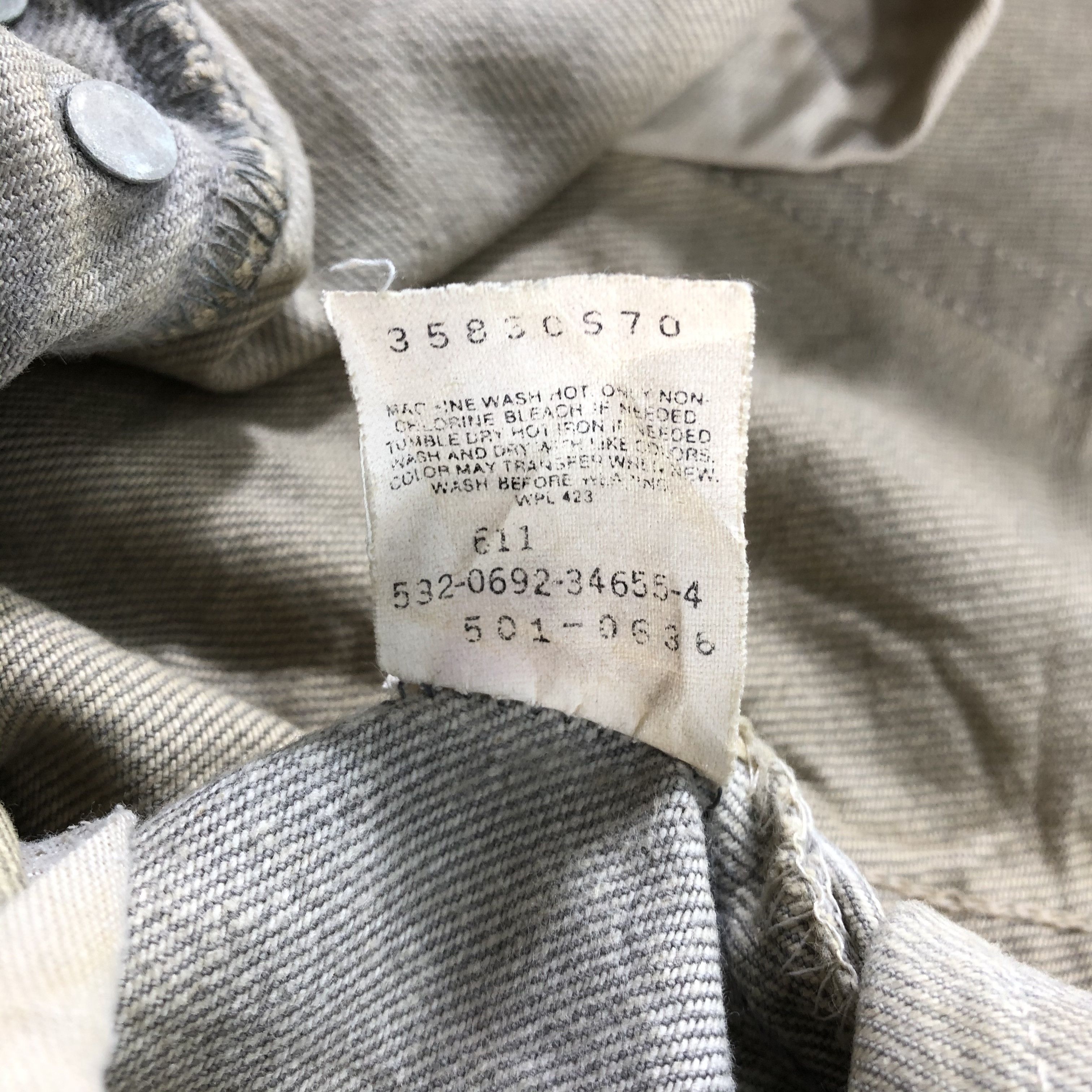 Levi's 90s Vintage Ripped Levis 501 Jeans-J2592 Size US 36 / EU 52 - 14 Thumbnail