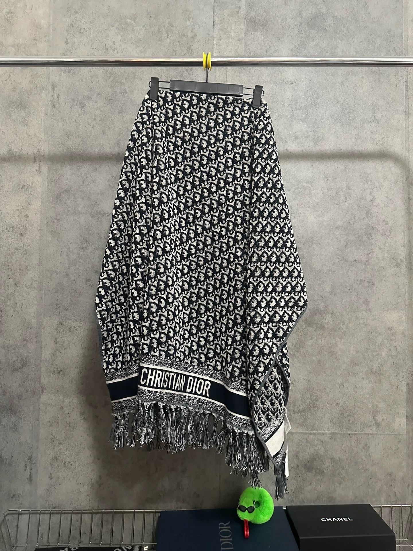 Dior dior classic double-sided shawl scarf Size ONE SIZE - 1 Thumbnail