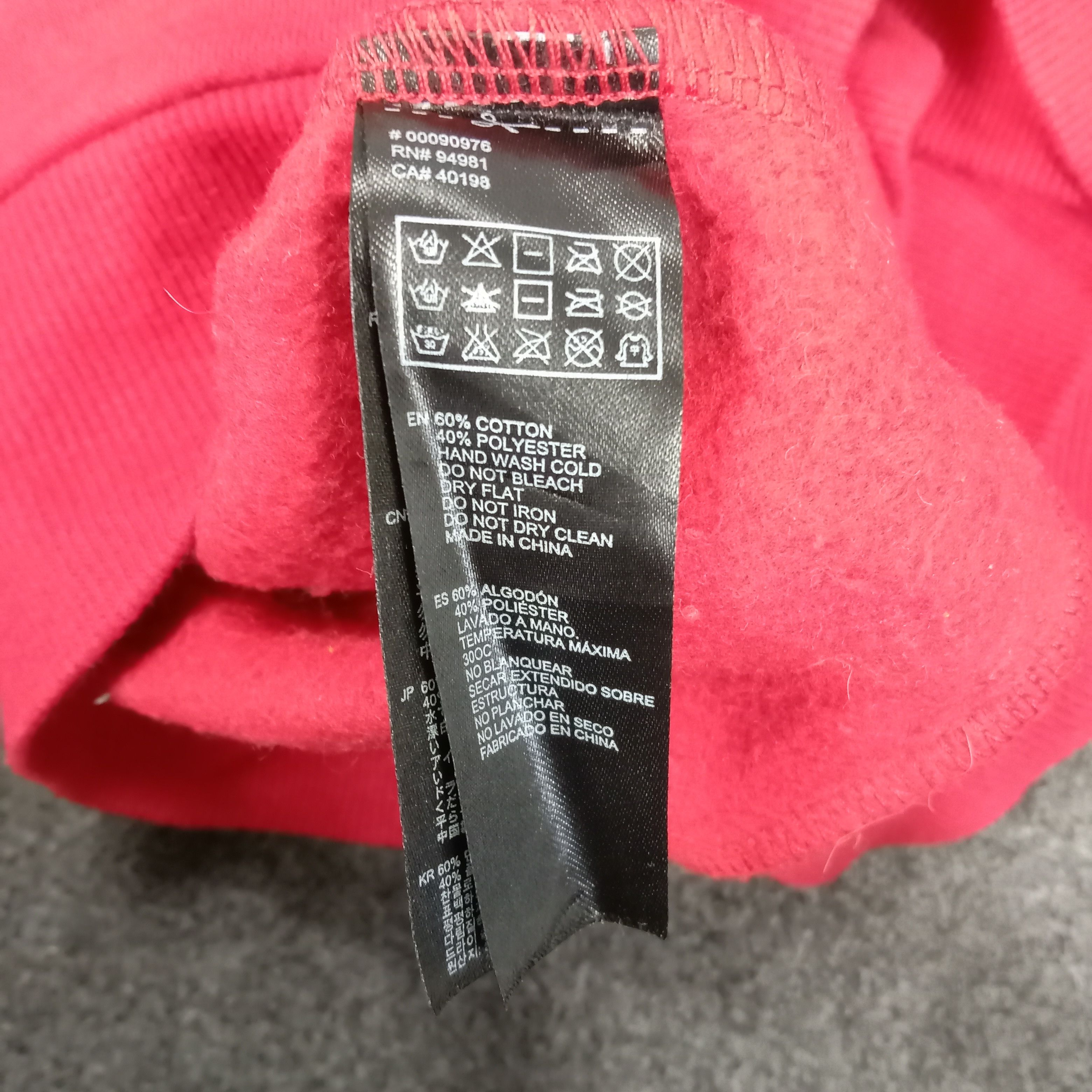 Disney × Vintage Lightning McQueen Disney Cars Movie dsSweatshirt Size US M / EU 48-50 / 2 - 7 Thumbnail