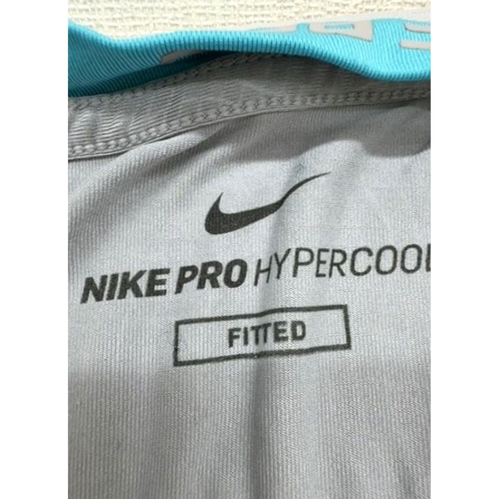 Nike Nike Pro Men's Grey Hypercool Fitted T-Shirt M Size US M / EU 48-50 / 2 - 3 Thumbnail