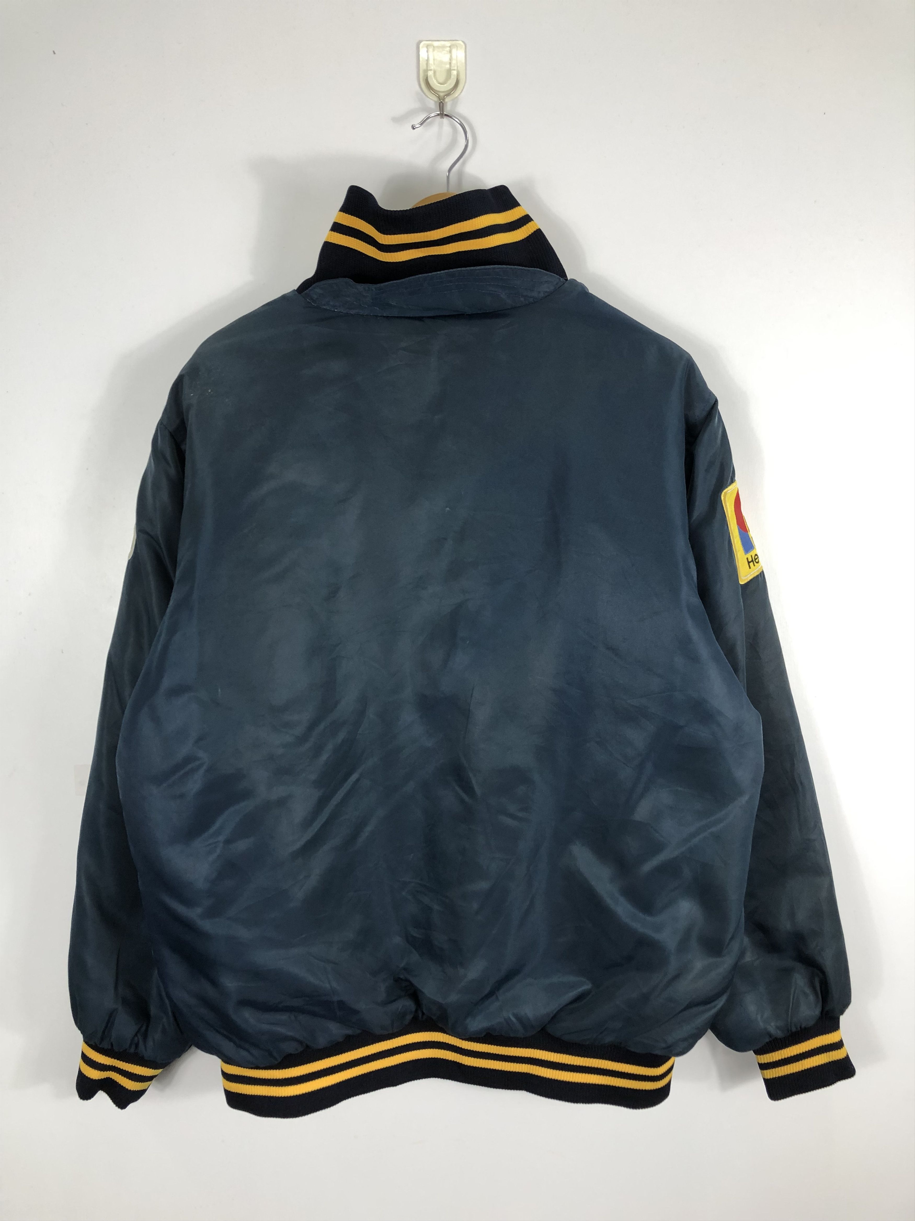 Vintage Vintage Pizza Heaven Puffer Bomber Jacket J0608 Size US XXL / EU 58 / 5 - 3 Thumbnail