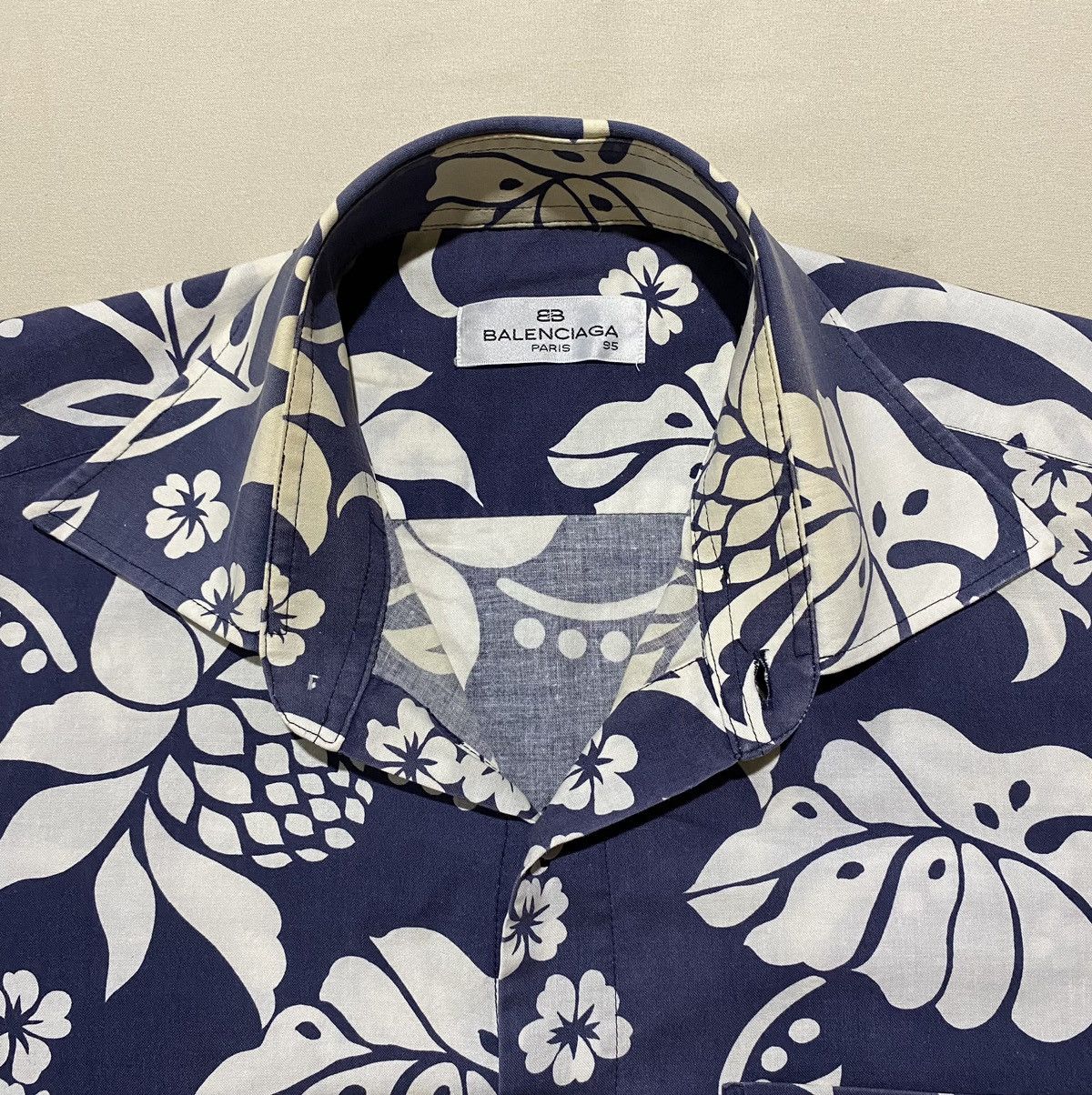 Balenciaga Vintage Balenciaga Paris Flolar All Over Print Shirt Button Size US M / EU 48-50 / 2 - 4 Thumbnail
