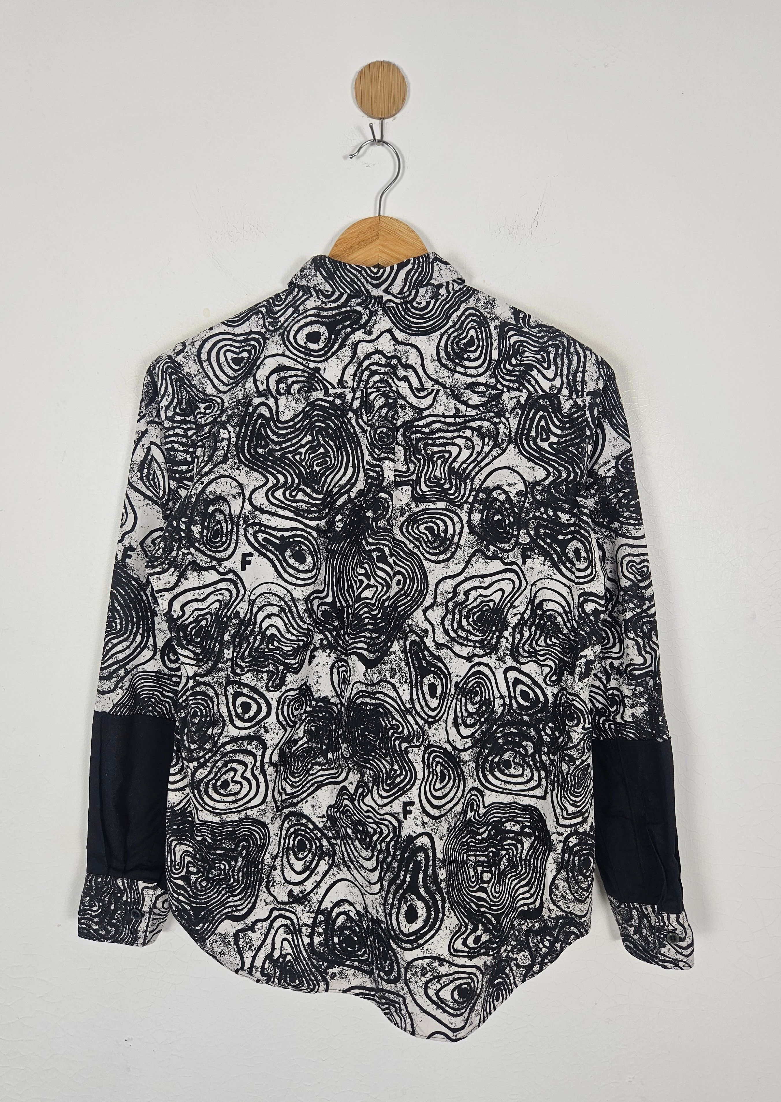 Comme des Garcons AW18 Comme des Garcons CDG Black Button Up Size US S / EU 44-46 / 1 - 3 Thumbnail