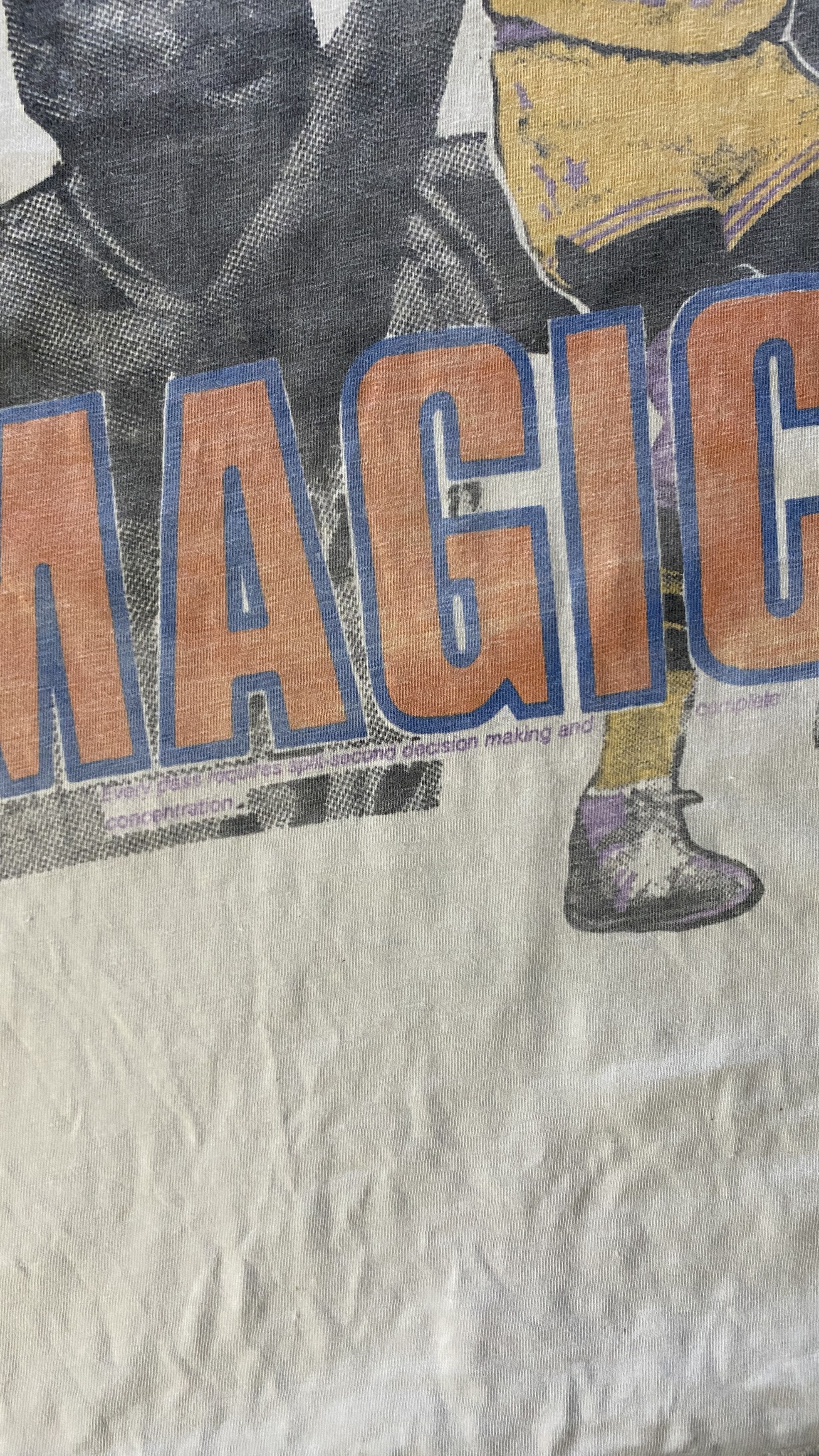 NBA 80s/90s Magic Johnson Lakers “Magic’s Touch” NBA Vintage Tee Size US M / EU 48-50 / 2 - 3 Thumbnail