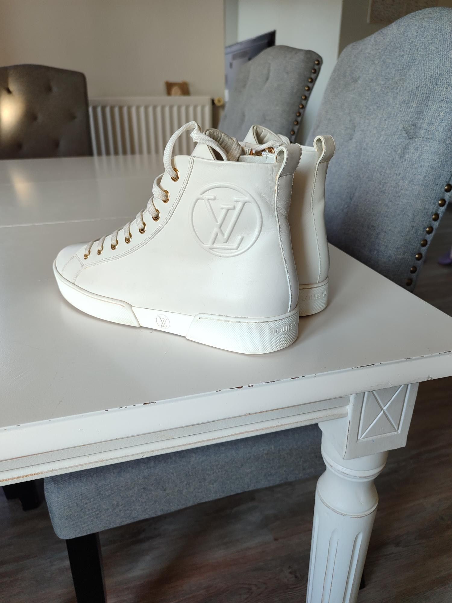 Louis Vuitton BASKETS LOUIS VUITTON STELLAR HIGHTOP Size US 6 / IT 36 - 9 Thumbnail