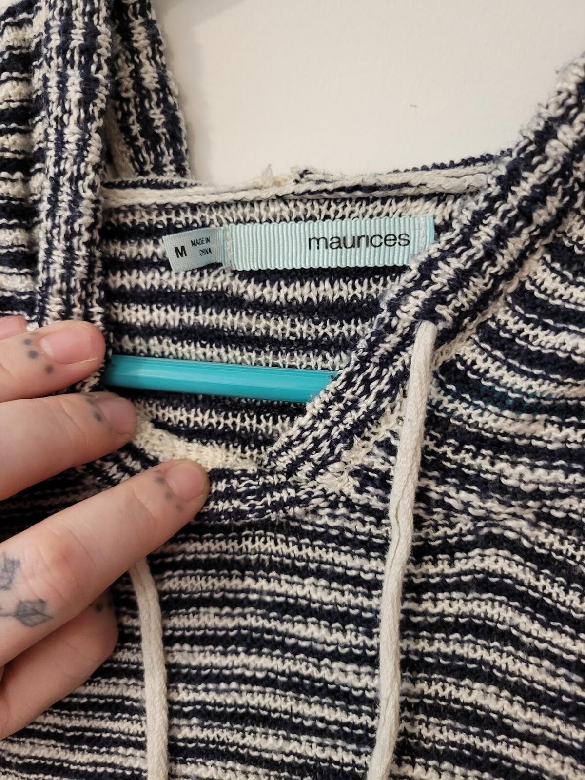 Other Maurices Women's Medium Striped Hoodie Sweater Size M / US 6-8 / IT 42-44 - 5 Thumbnail