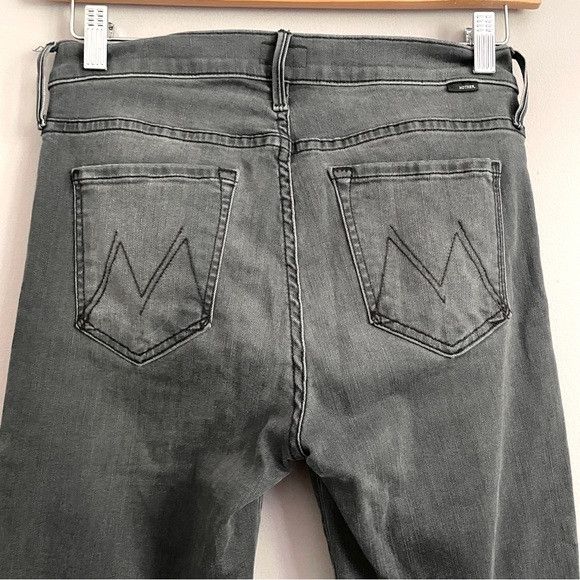 MOTHER MOTHER The Weekender Fray Mid Rise Flare Leg Jeans - 27" Size 27" / US 4 / IT 40 - 12 Thumbnail
