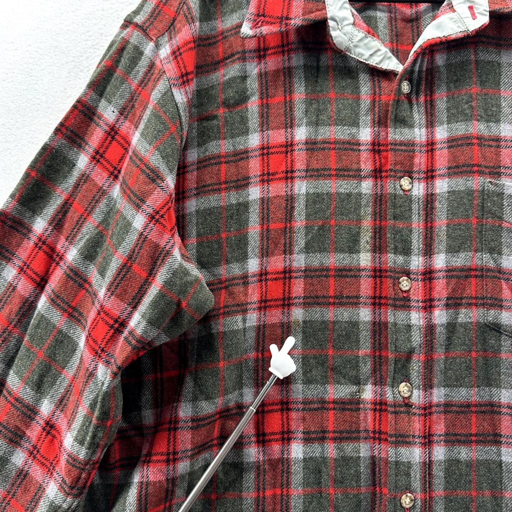 Pendleton VINTAGE Pendleton Shirt Mens XL Red Plaid Lined Long Sleeve Button Front USA Size US XL / EU 56 / 4 - 4 Thumbnail