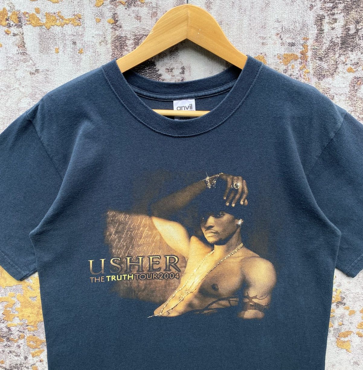 Rap Tees Vintage y2k Usher The Truth Tour 2004 Shirt Size US M / EU 48-50 / 2 - 7 Thumbnail