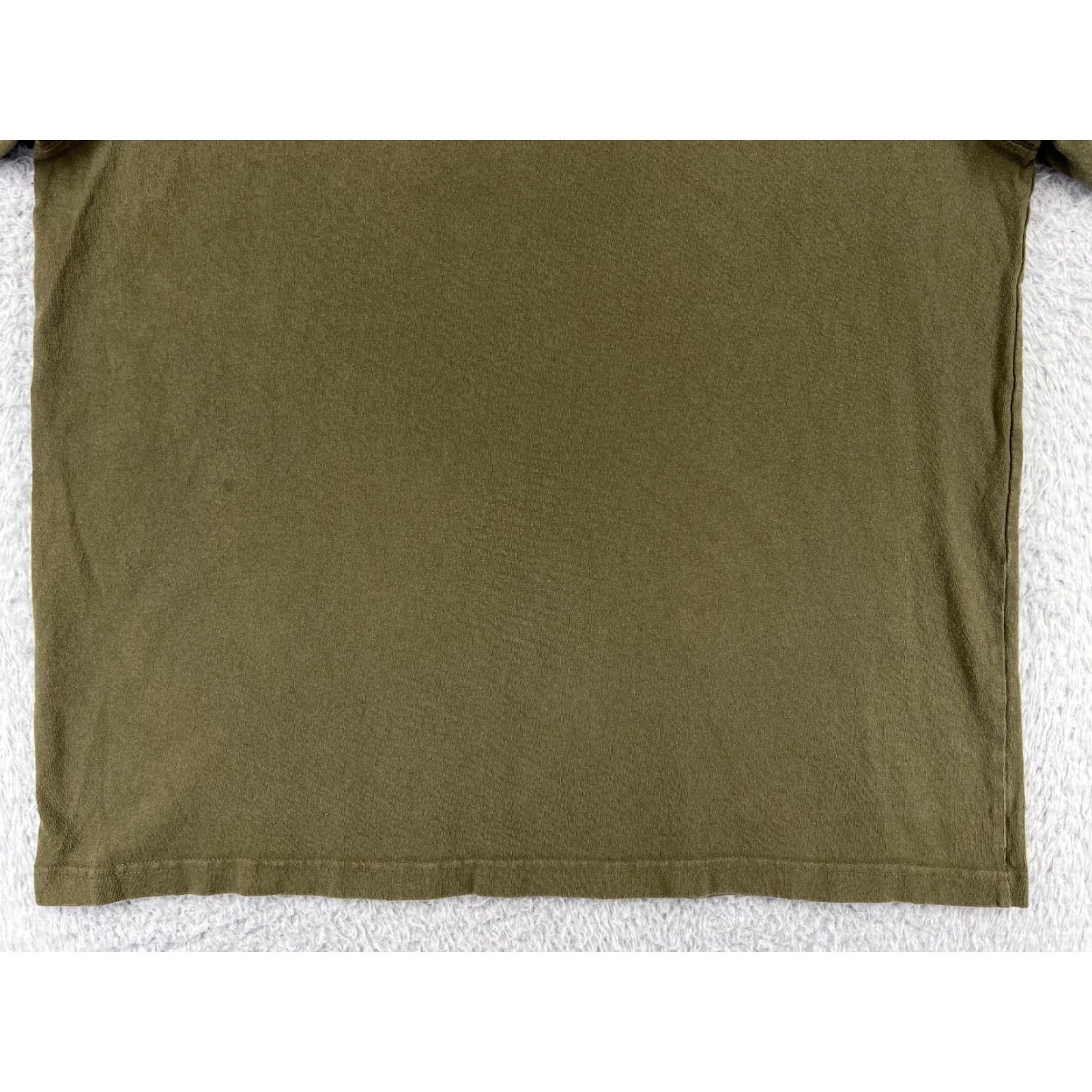 Carhartt Carhartt Shirt Mens Large Green Short Sleeve Crew Neck Pocket 100% Cotton K87 - Workwear T-Shirt, Vintage-Style Details Size US L / EU 52-54 / 3 - 6 Thumbnail
