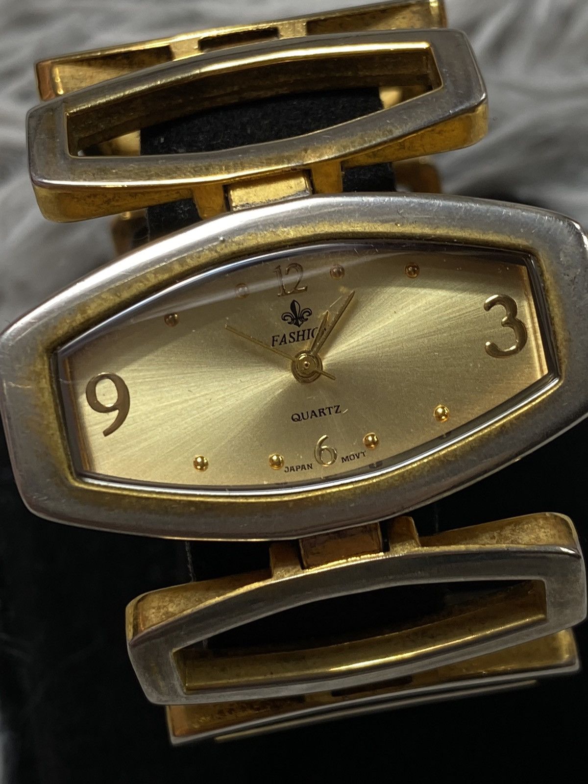 Japanese Brand × Jewelry × Vintage Golden Fashion Bracelet Watch - Japanese Brand Size ONE SIZE - 7 Thumbnail