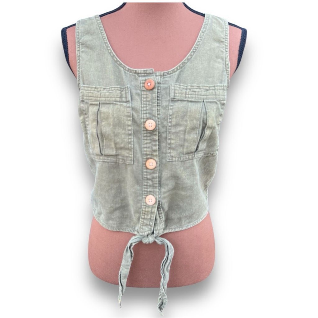 Other Vanilla Star, Sleeveless Button up Front Tie Acid Wash Crop top Juniors’ Medium Size M / US 6-8 / IT 42-44 - 2 Thumbnail