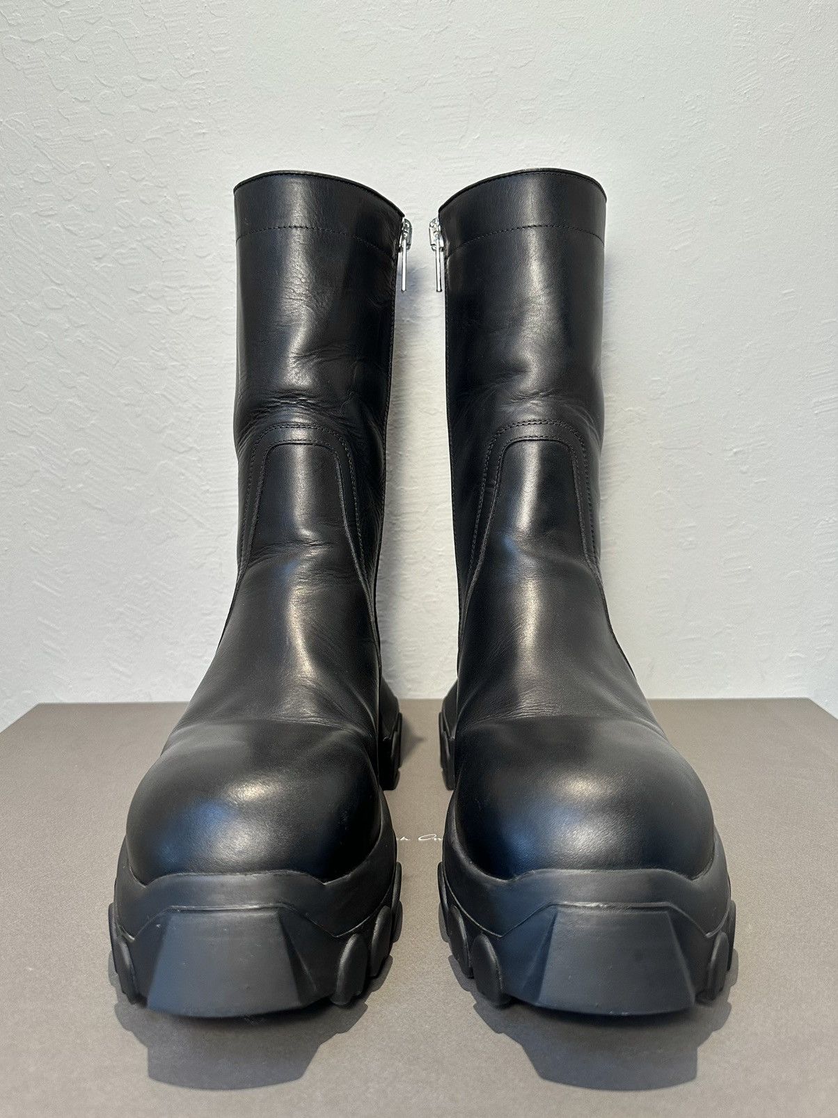 Rick Owens RICK OWENS BLACK CREEPER BOZO TRACTOR BOOTS | Grailed