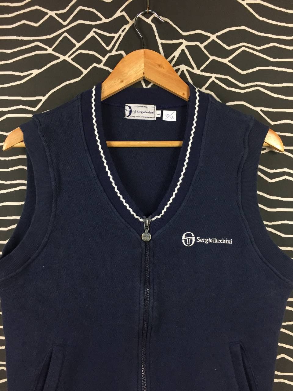 Sergio Tacchini Vtg Sergio Tacchini Casual Knitted Vest Size US L / EU 52-54 / 3 - 3 Thumbnail