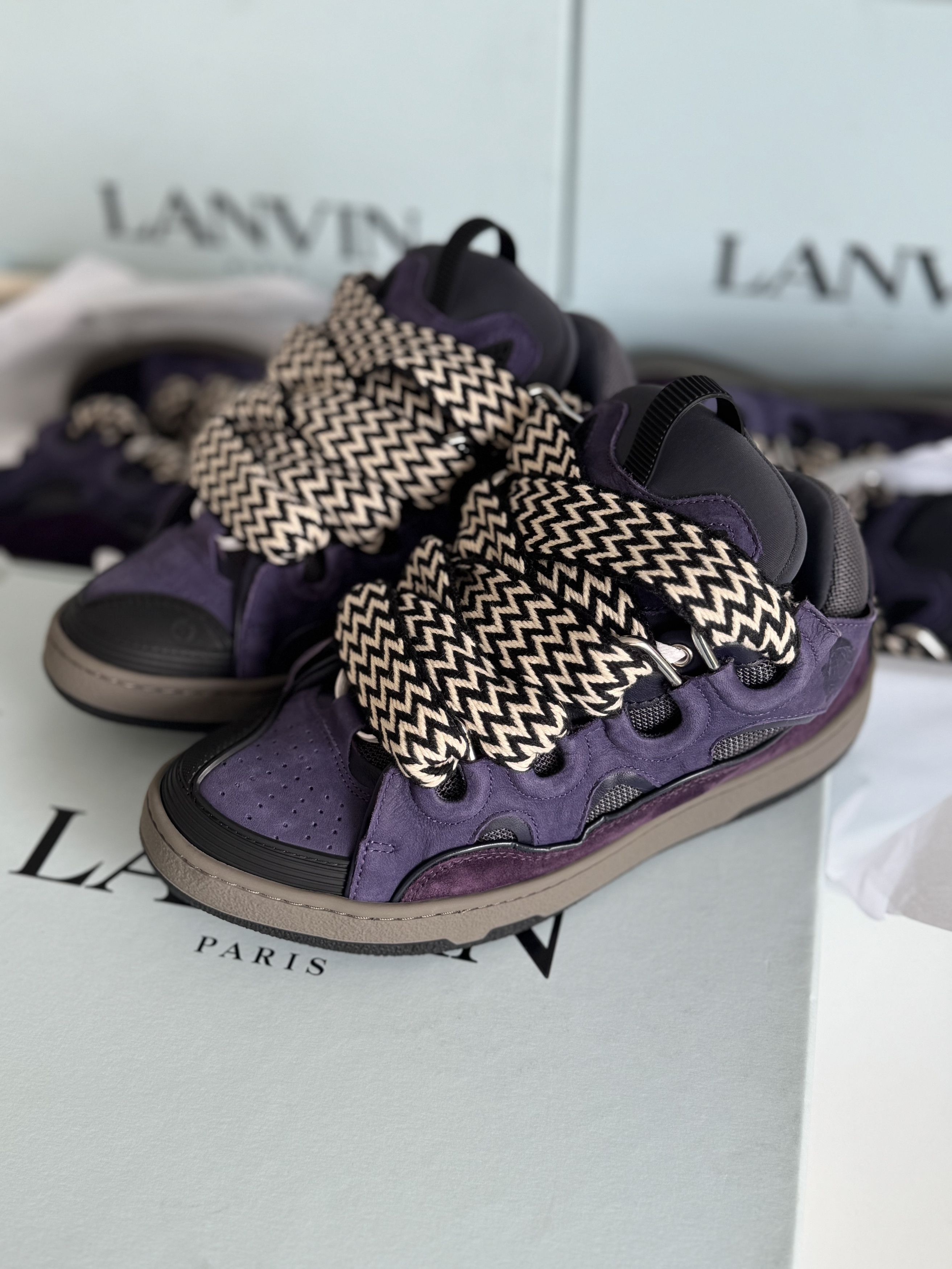 Lanvin Curb purple !!!