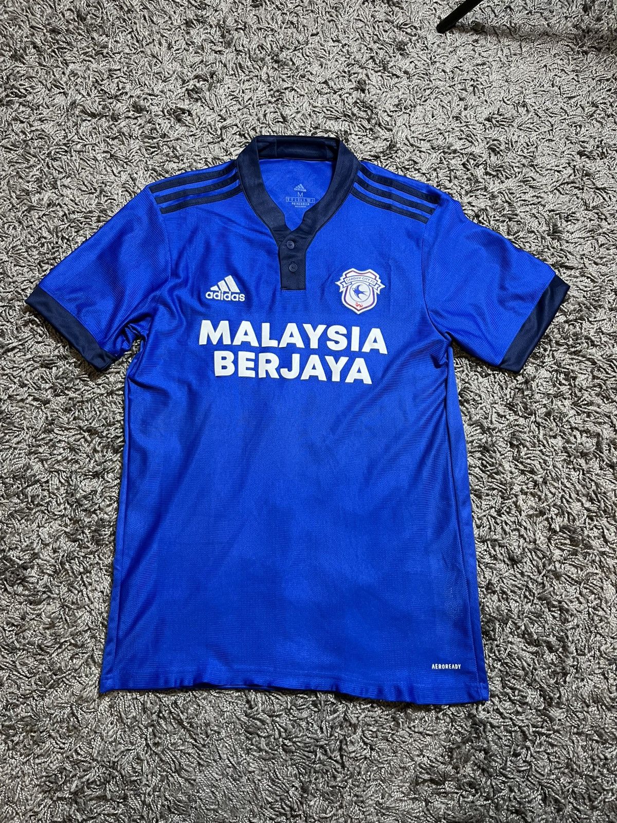 Adidas ADIDAS CARDIFF CITY 2021/22 FOOTBALL SOCCER JERSEY T-SHIRT Size US M / EU 48-50 / 2 - 1 Thumbnail