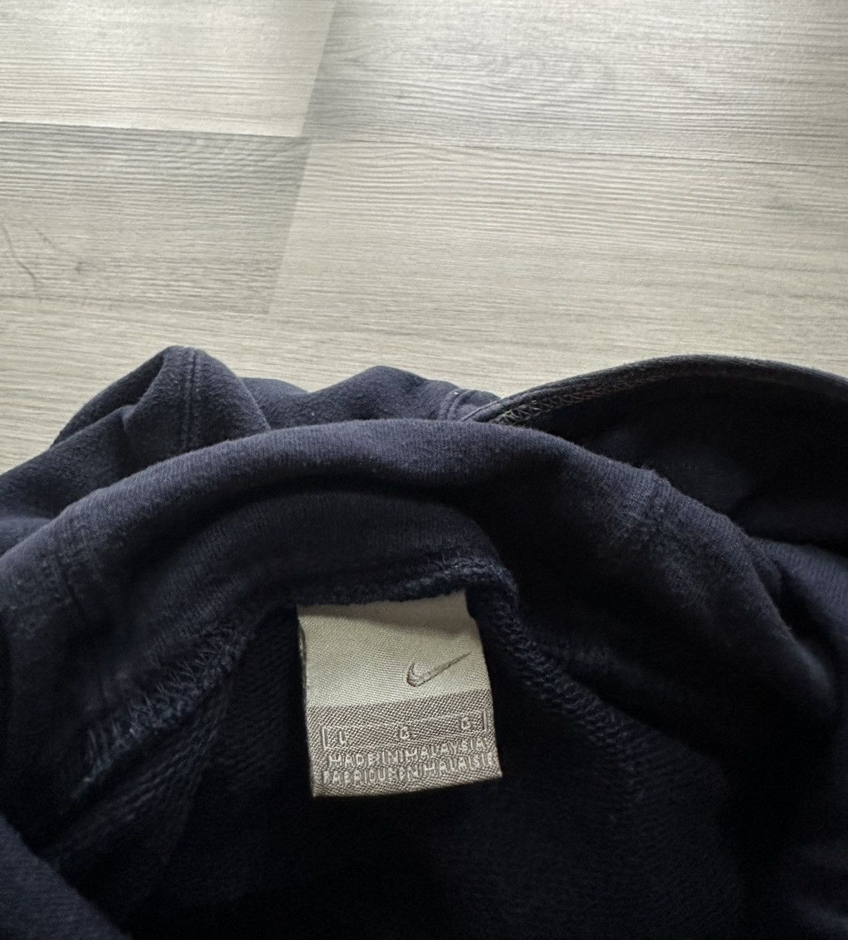 Nike Vintage sleeveless hoodie Nike air central logo Size US L / EU 52-54 / 3 - 7 Thumbnail