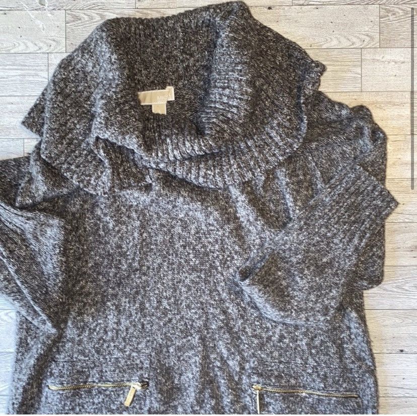 Michael Kors Michael Kors, Gray/Brown, Cable Knit, Oversized, Sweater Size S / US 4 / IT 40 - 3 Thumbnail