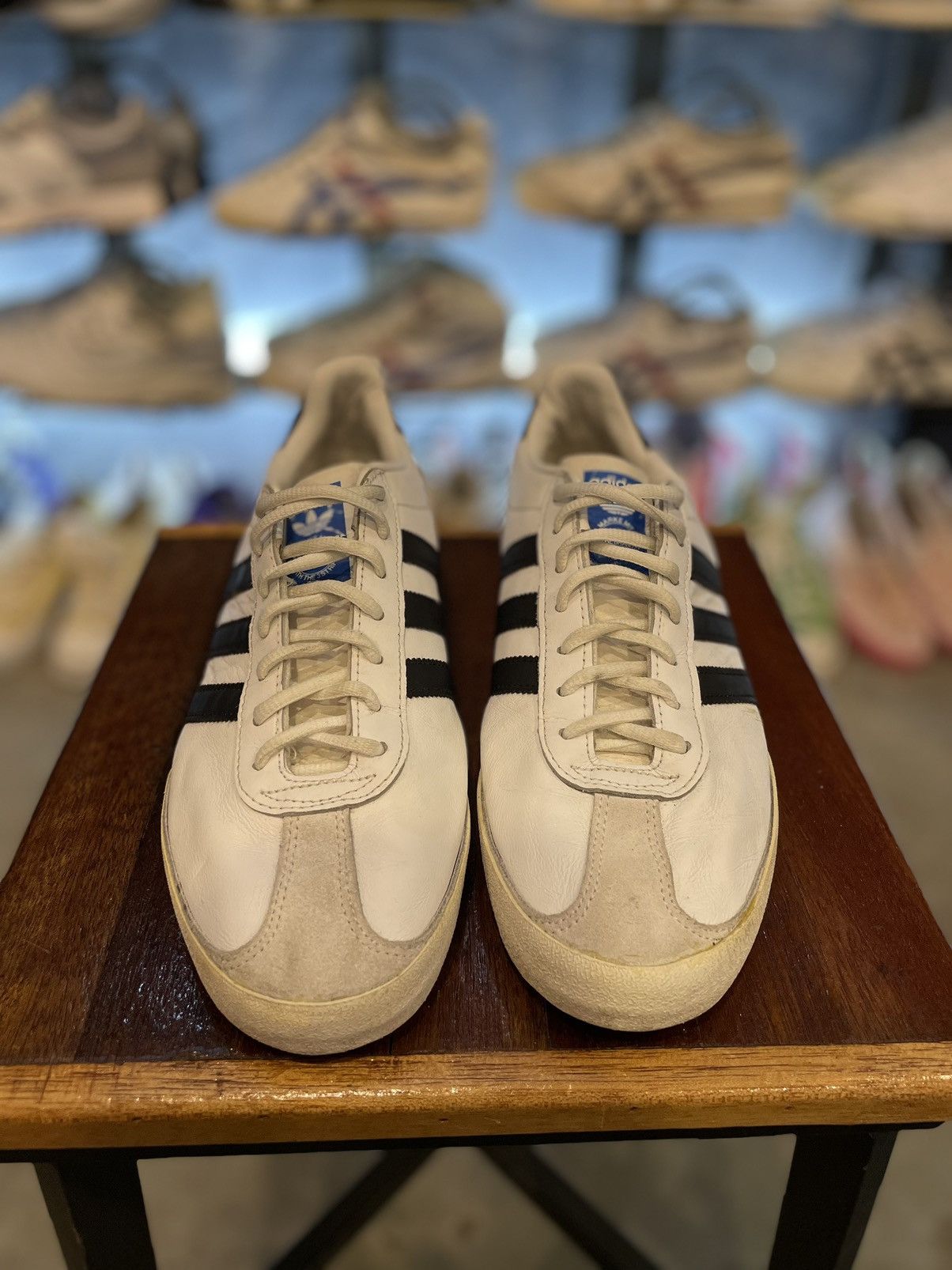 Adidas Adidas Bamba Low-Top White Leather Size US 8.5 / EU 41-42 - 6 Thumbnail