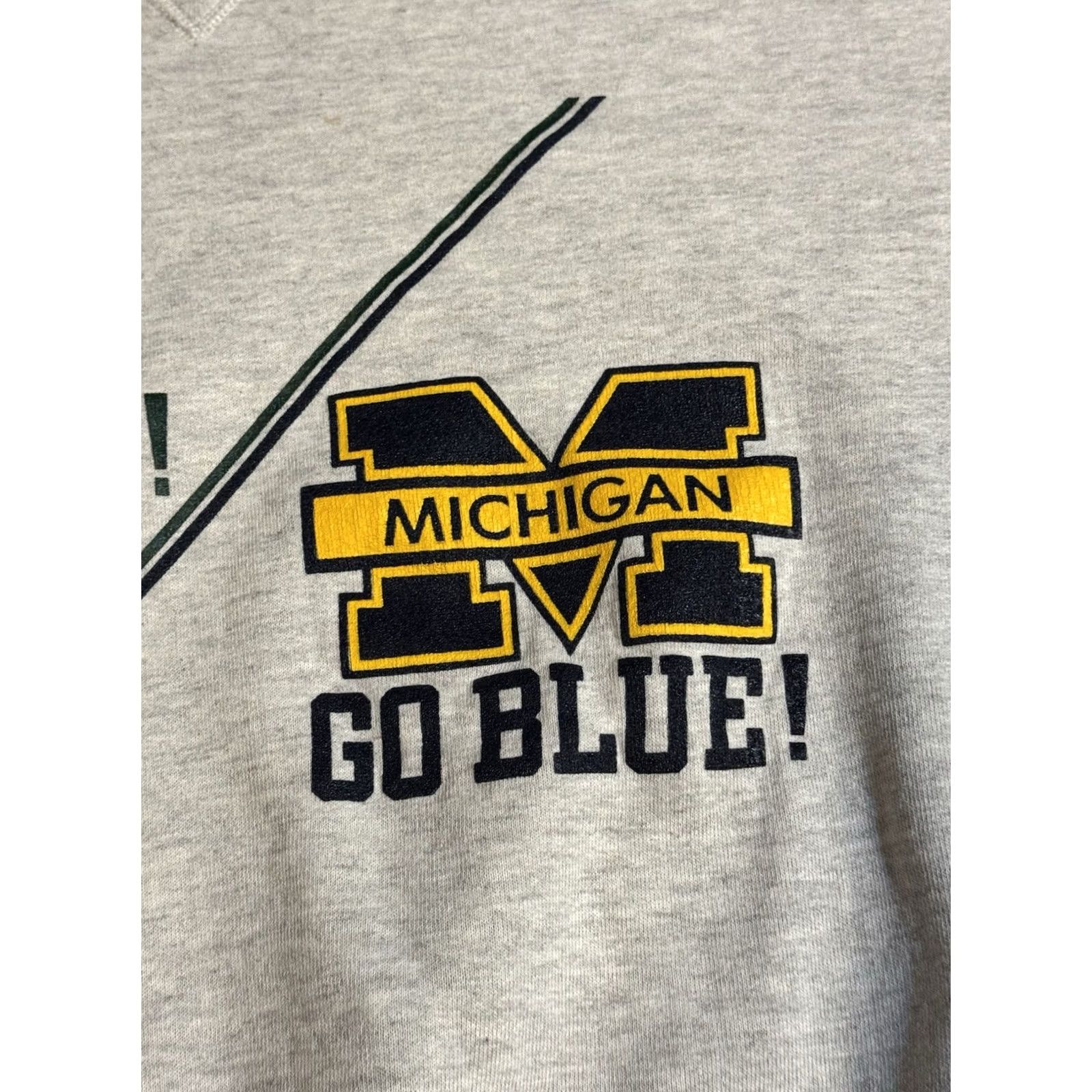 Russell Athletic VINTAGE Russell Athletic Sweatshirt XL Graphic Print 90s Spartans Vs. Wolverines Crew Neck Men Gray Size US XL / EU 56 / 4 - 4 Thumbnail